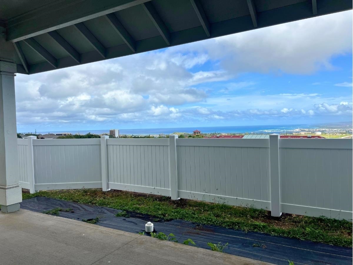 281 Pua Kalaunu Loop