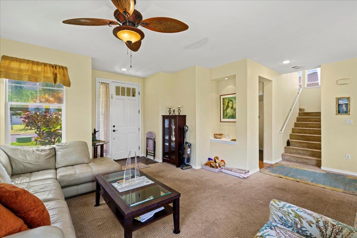 29 Maunaleo St Unit: 11