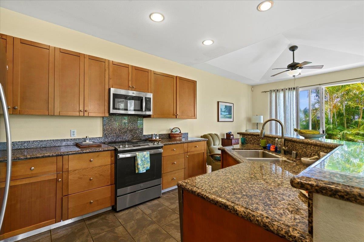 29 Maunaleo St Unit: 11