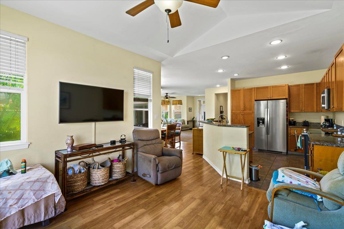 29 Maunaleo St Unit: 11