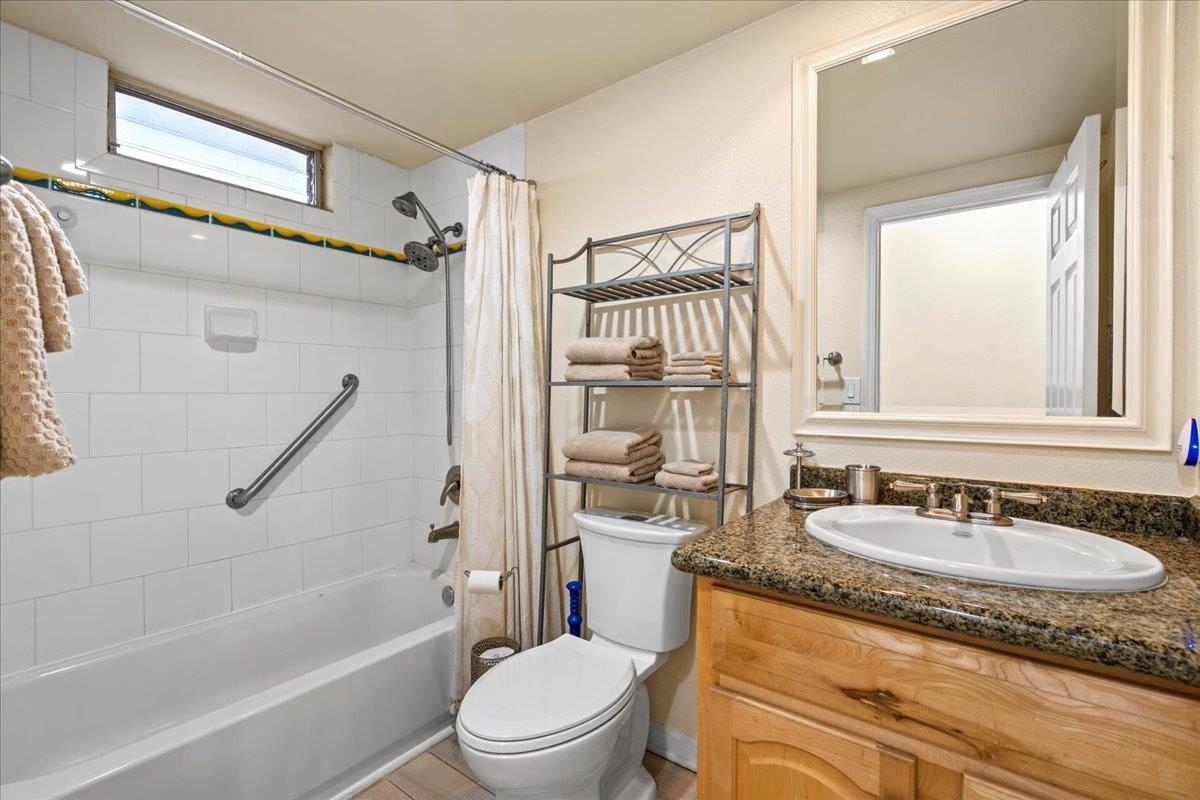 73 N Kihei Rd Unit: 204