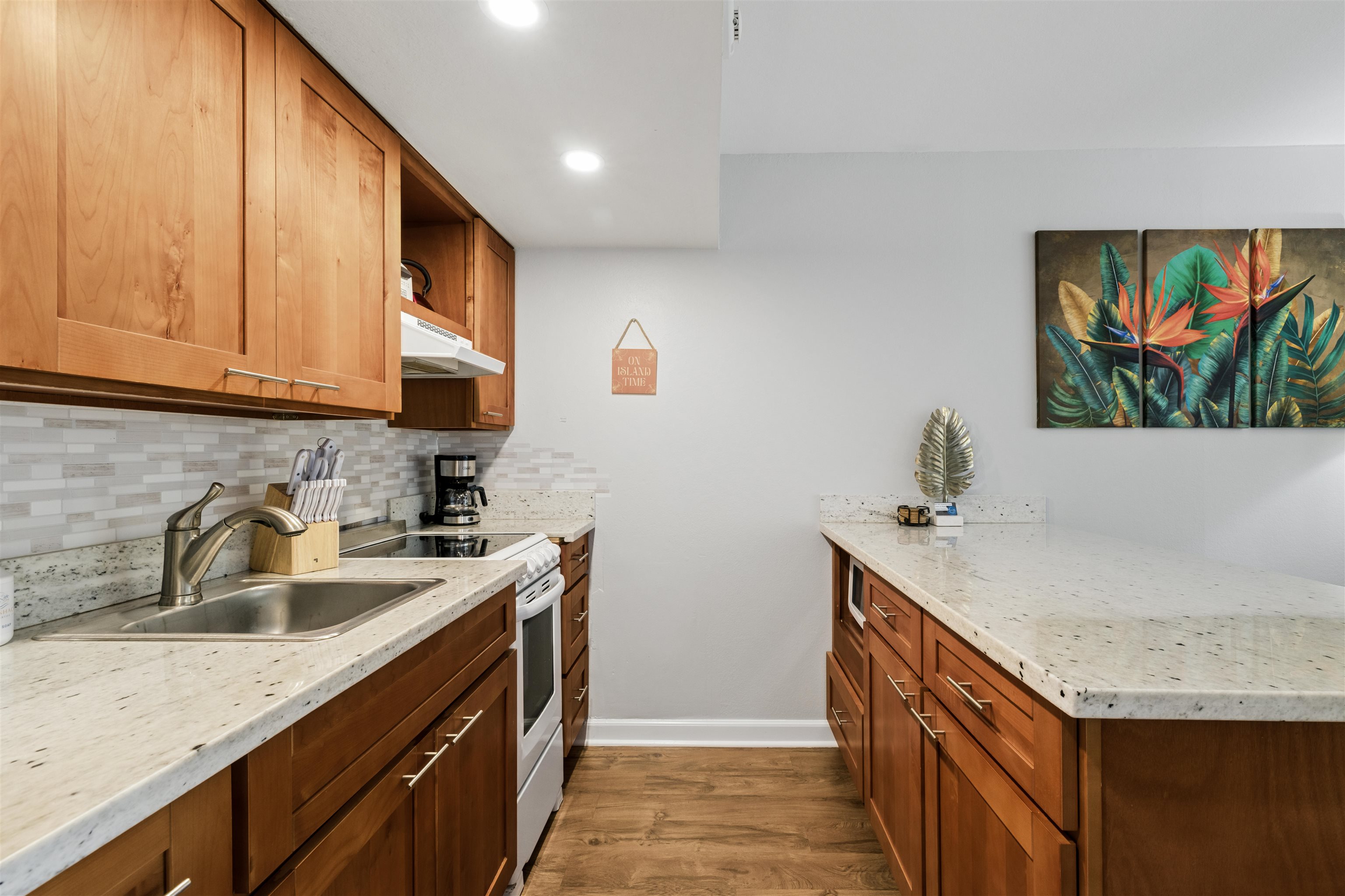 4365 Lower Honoapiilani Rd Unit: 404