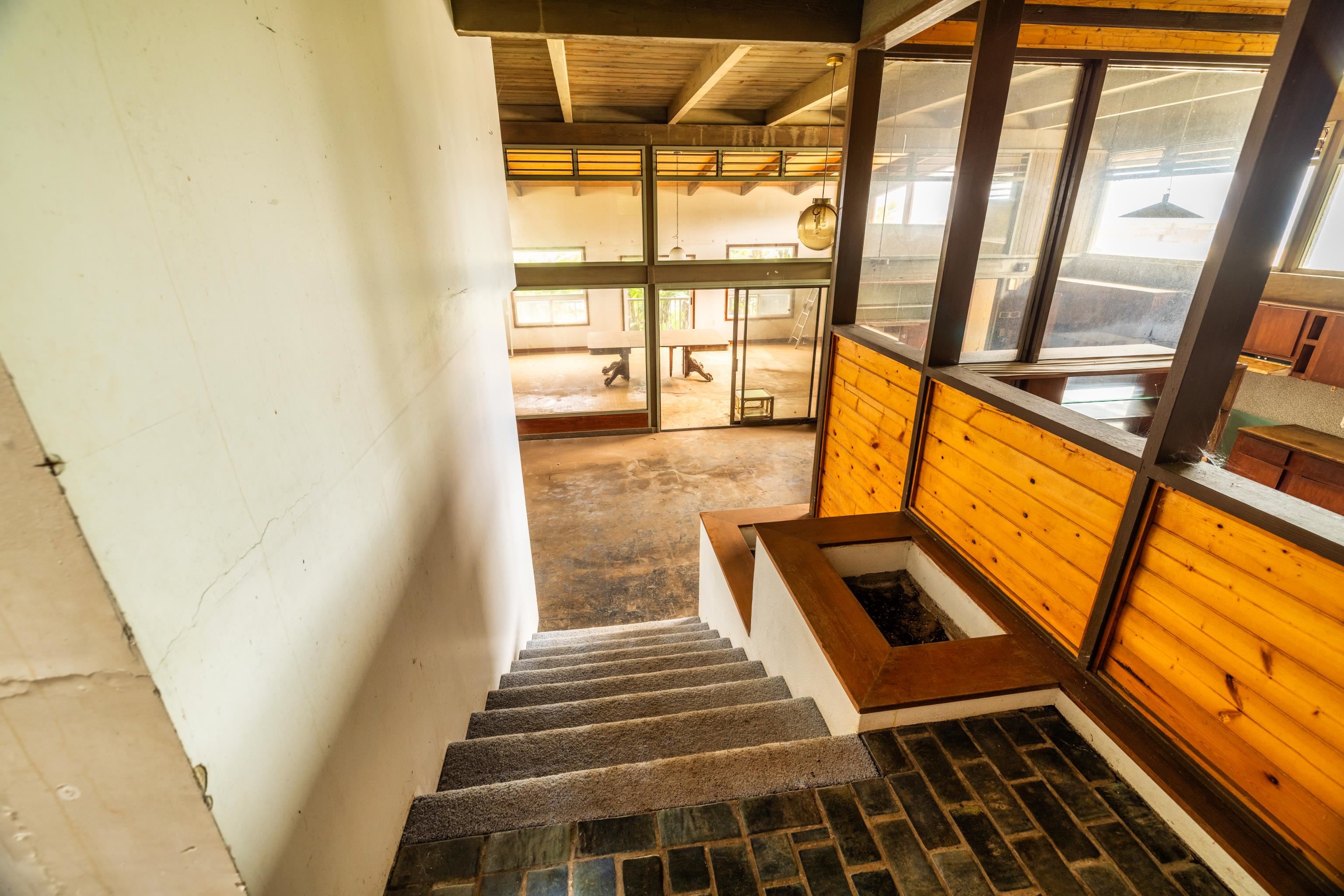401 Palani Pl