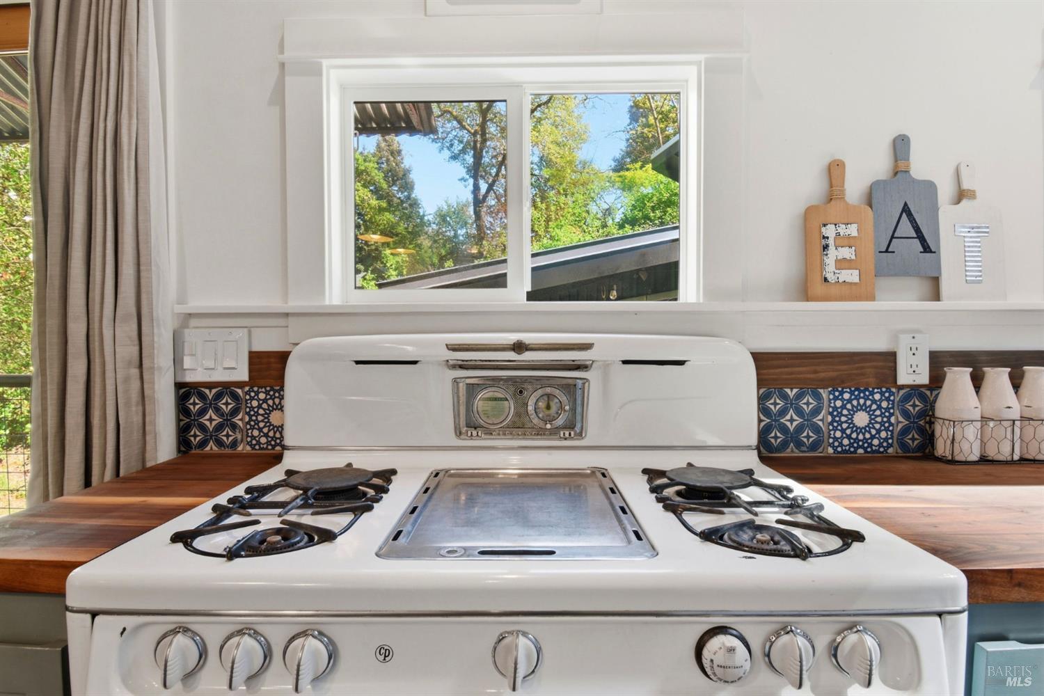 47 Montgomery Street