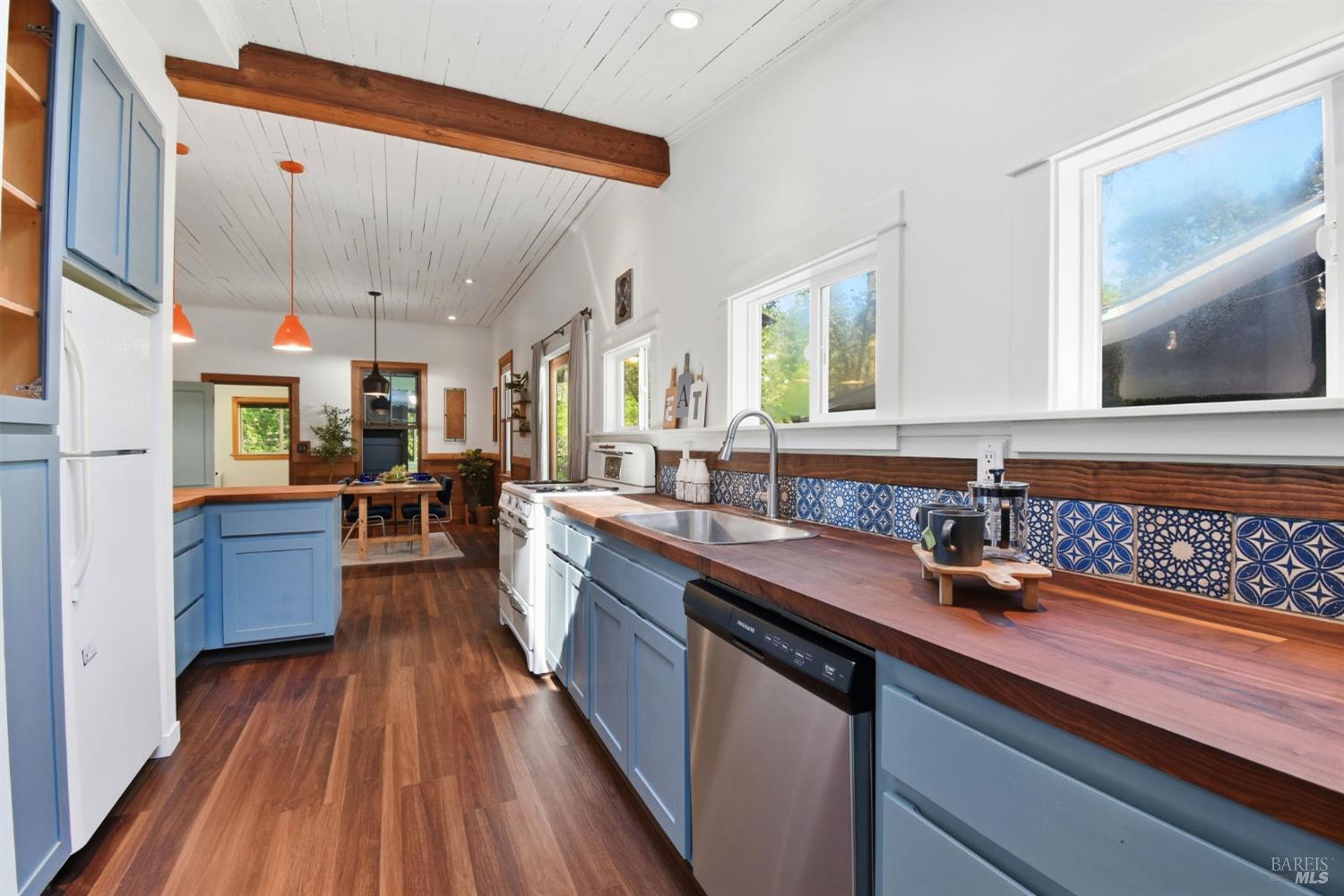 47 Montgomery Street