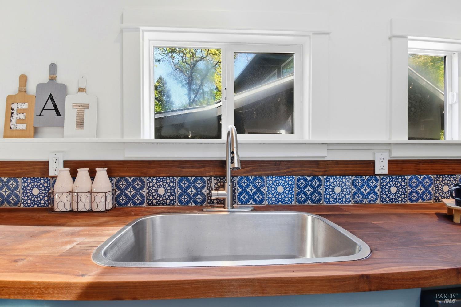 47 Montgomery Street