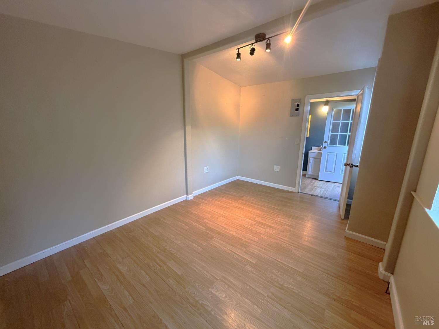 37 Grand View Avenue