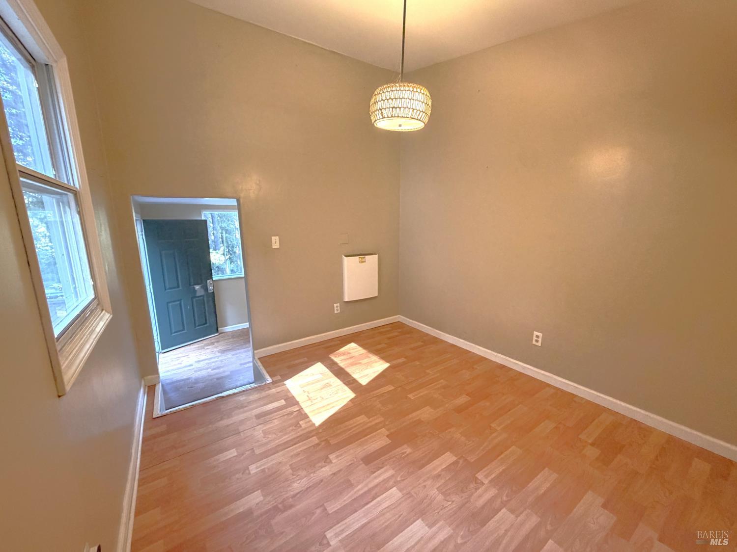 37 Grand View Avenue