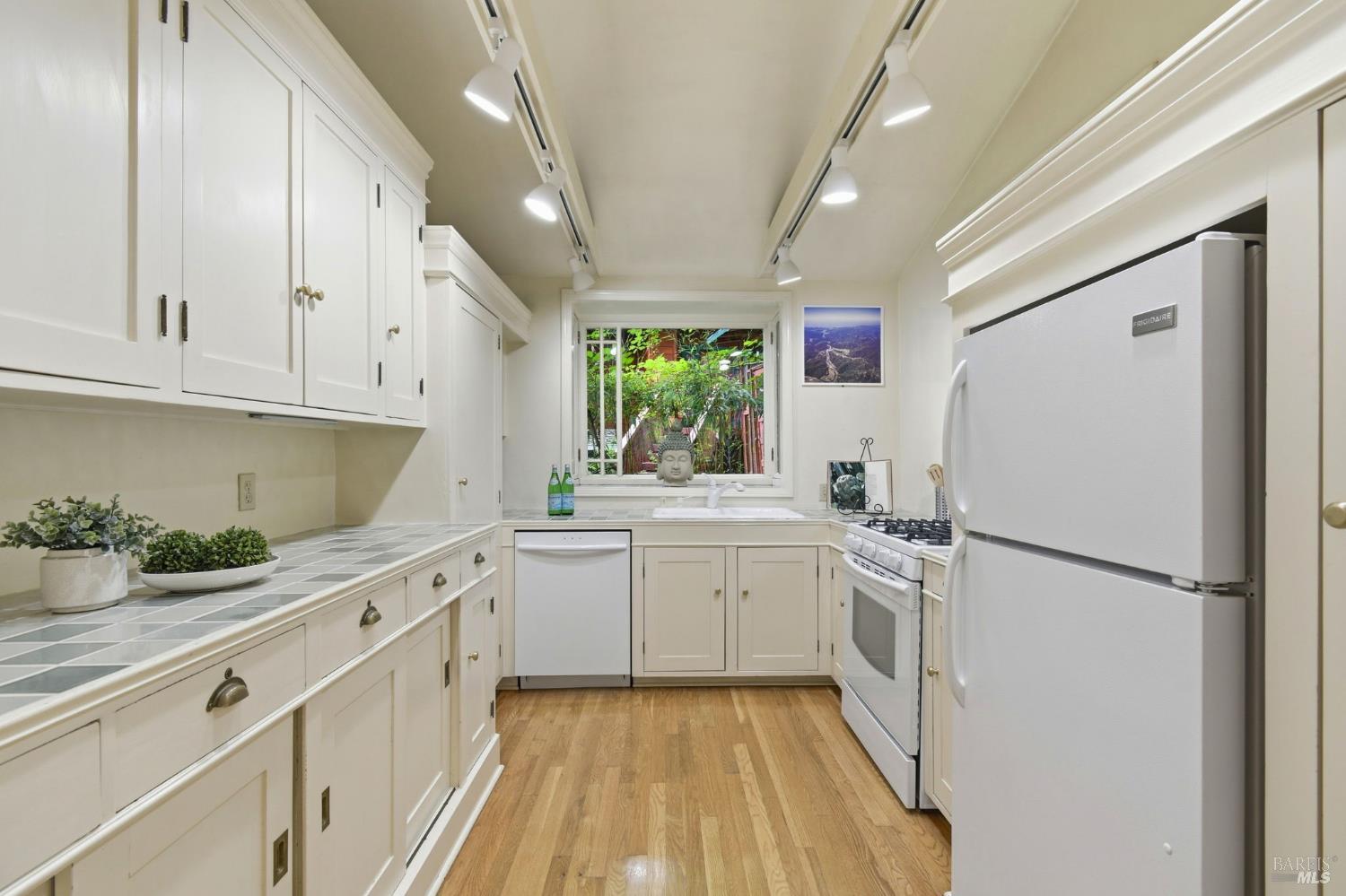 15740 Morningside Drive