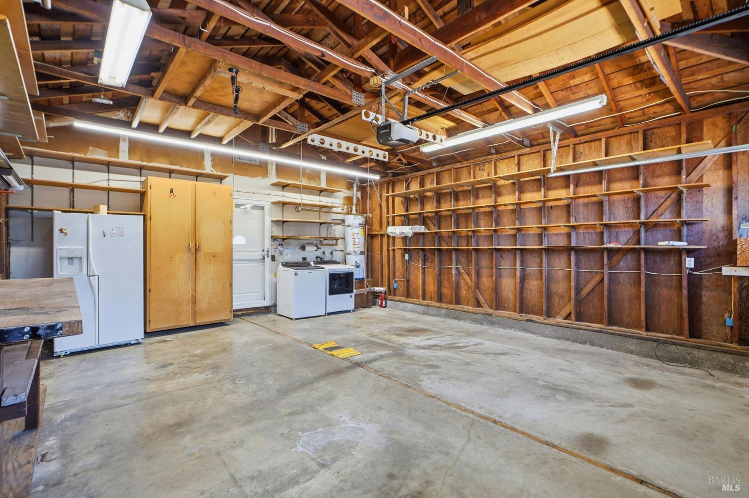 525 Albert Way