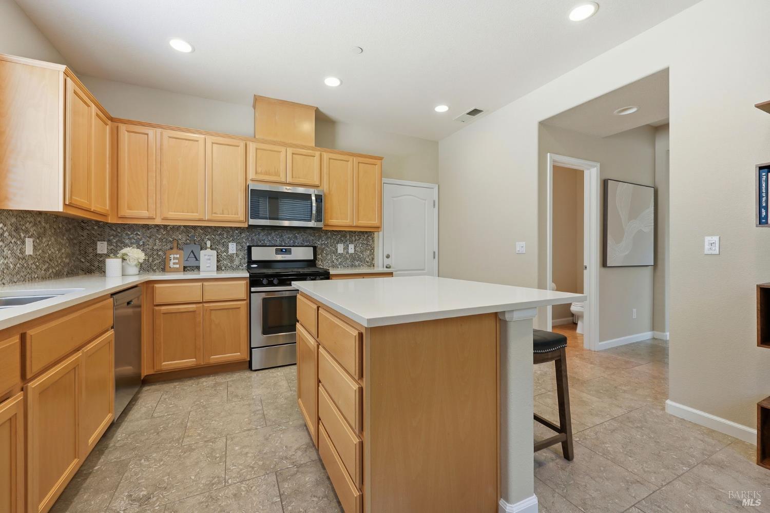 2318 Avignon Circle