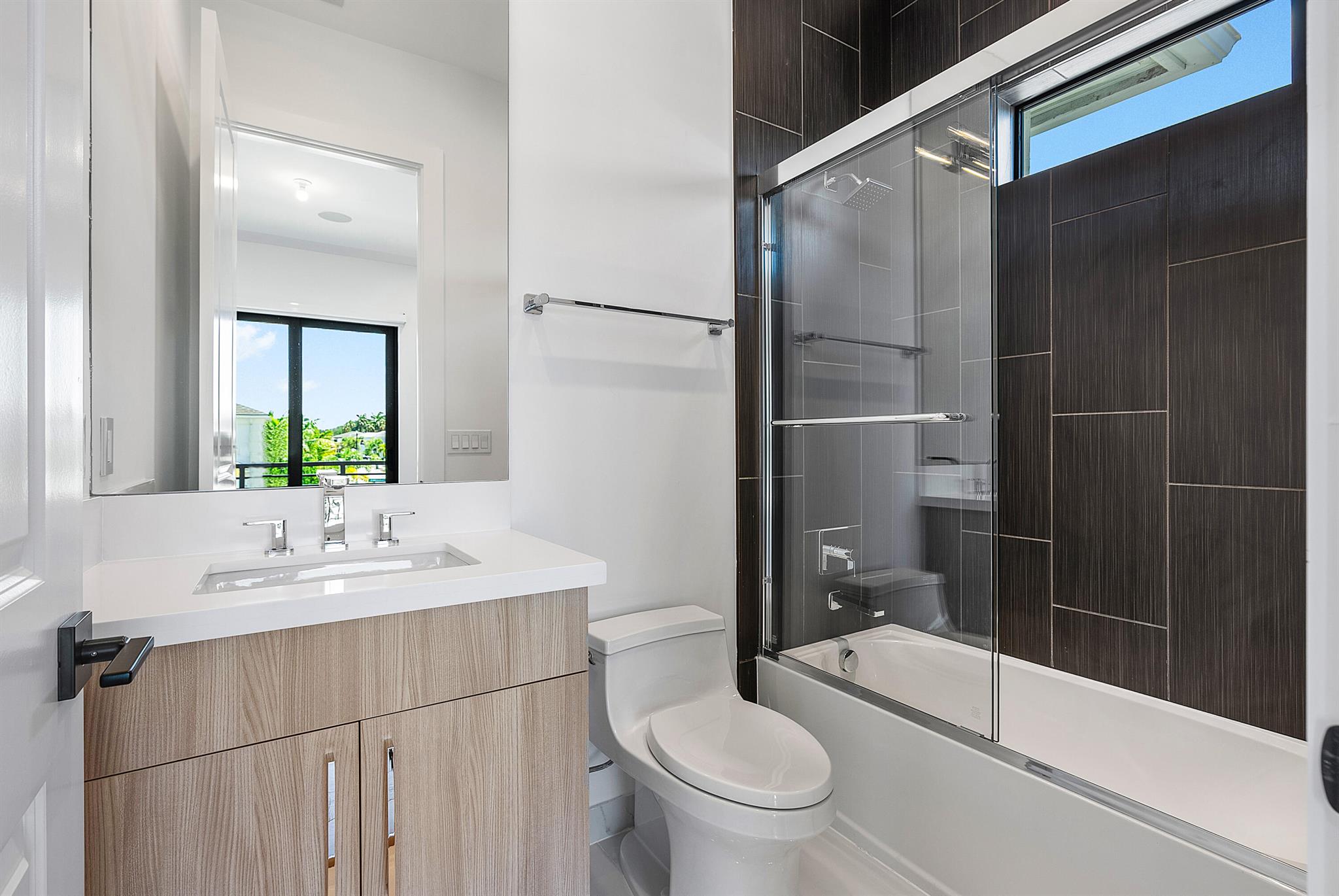 2780 NW 69th Street