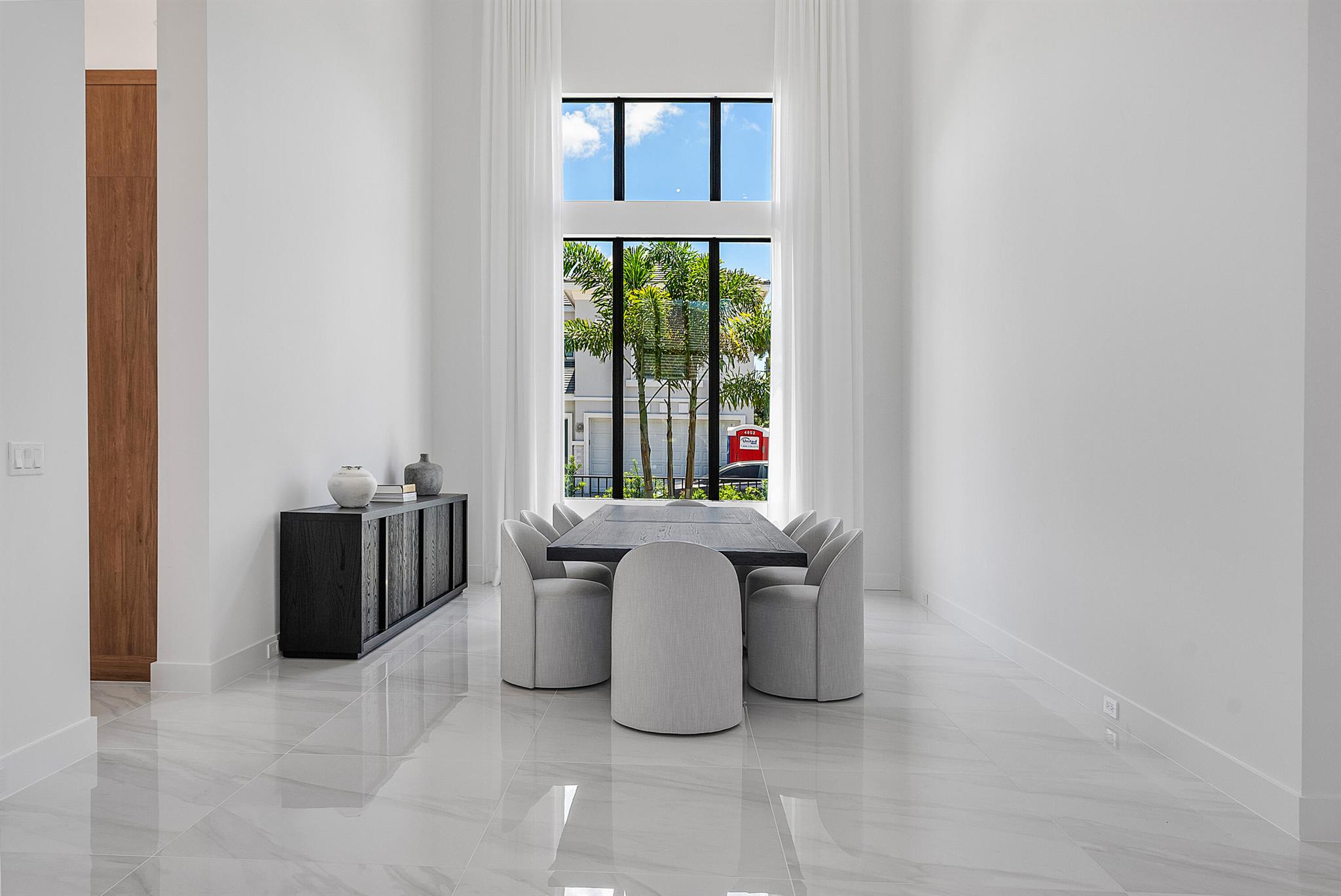 2780 NW 69th Street