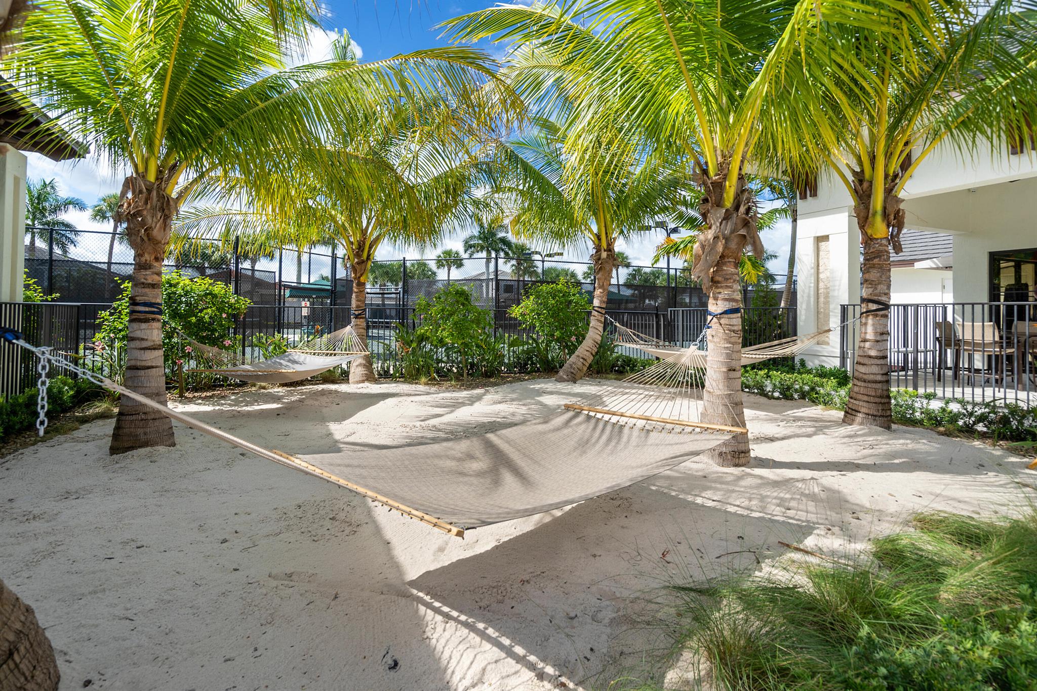 2780 NW 69th Street