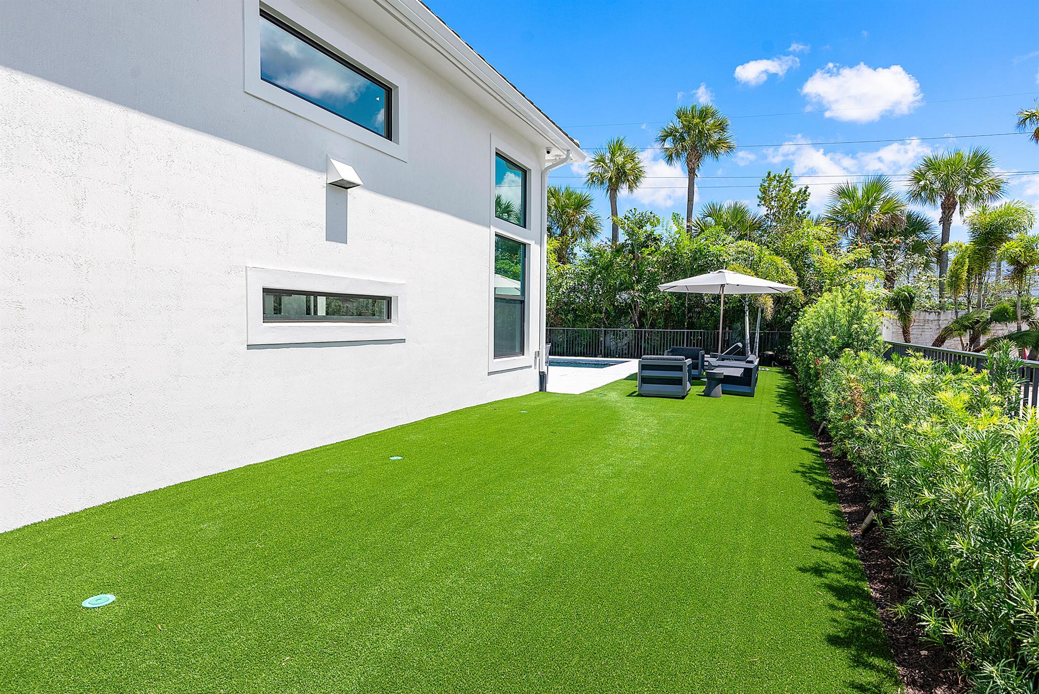 2780 NW 69th Street