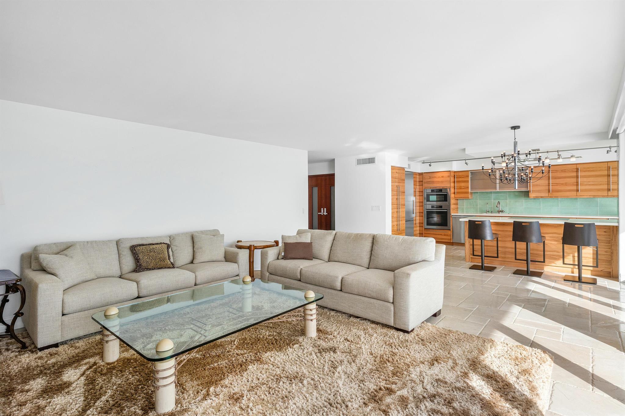 2800 S Ocean Boulevard 18k