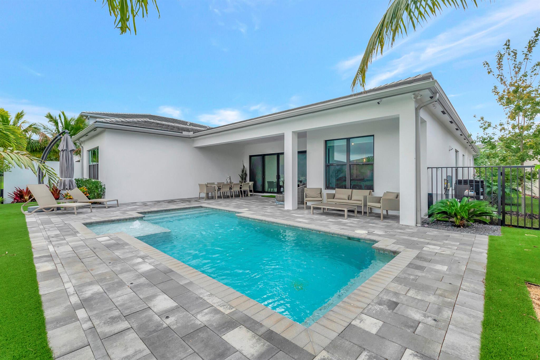 17118 Aquavera Way