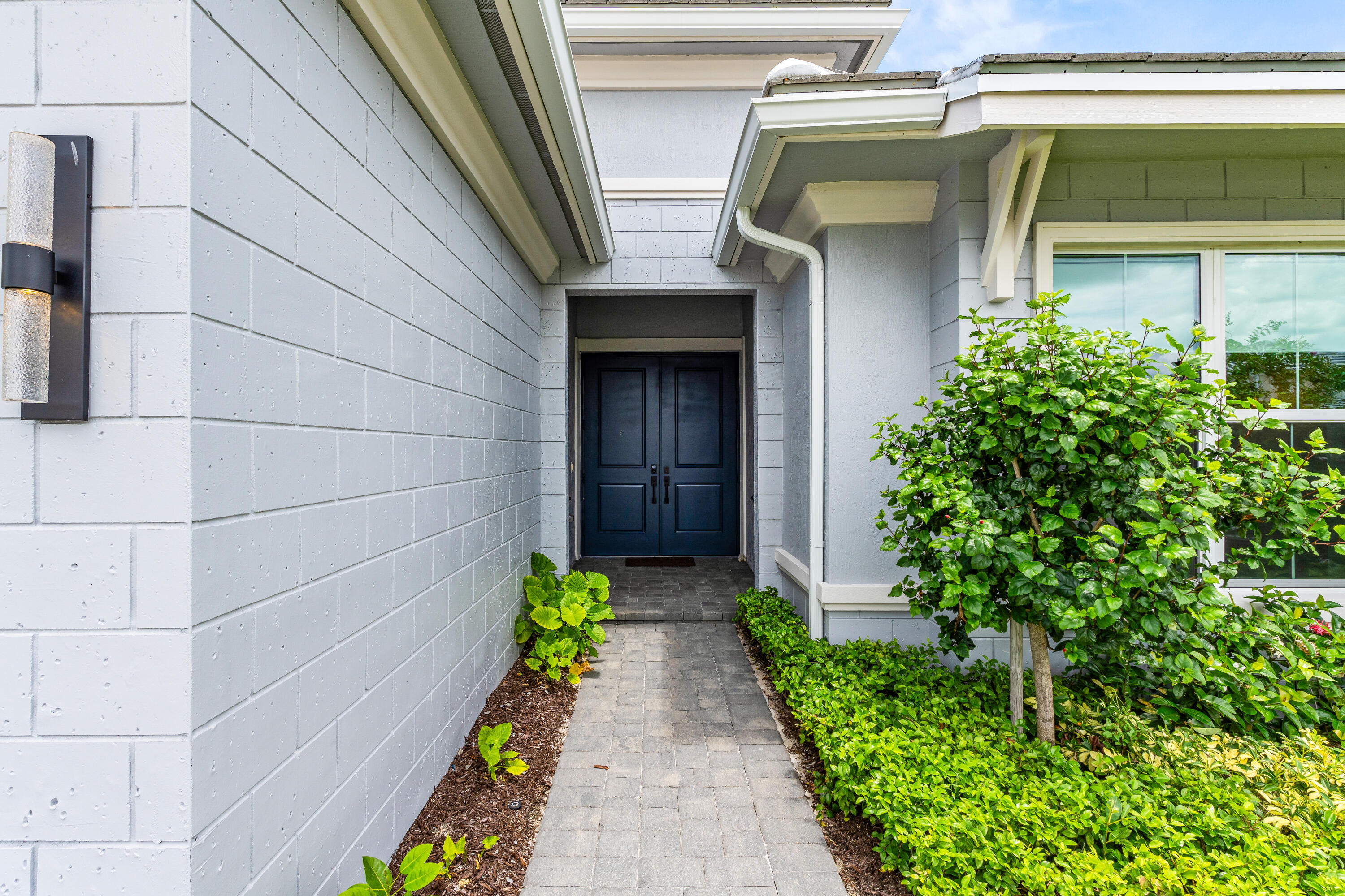 12553 Nautilus Circle