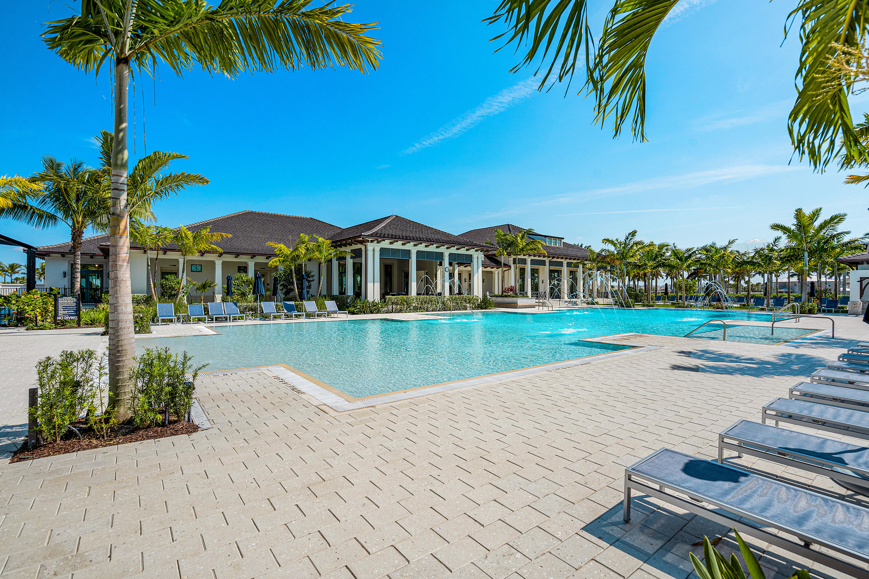12553 Nautilus Circle