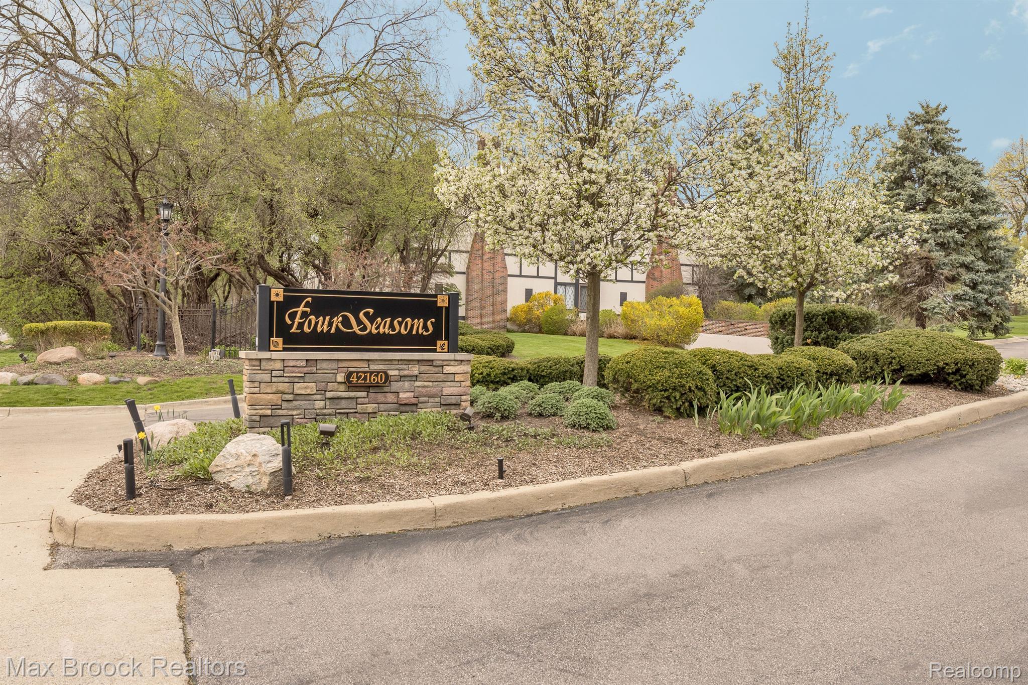 42160 WOODWARD Avenue 8