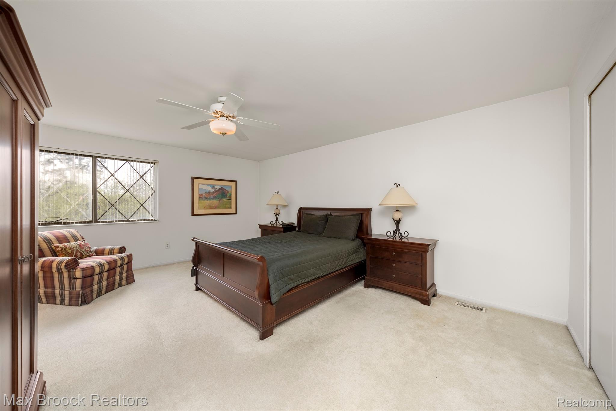 42160 WOODWARD Avenue 8