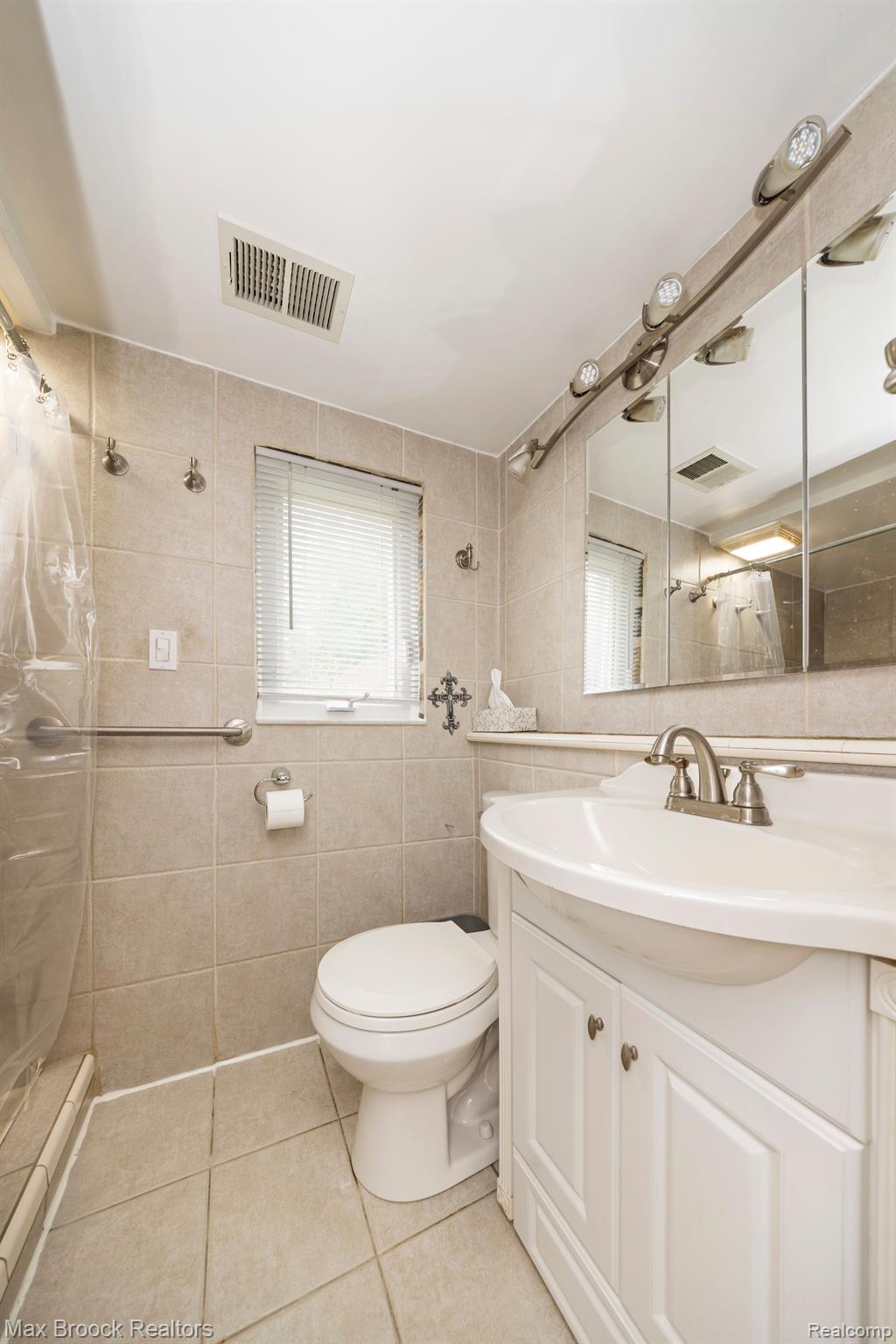 6815 BROCKHURST Boulevard