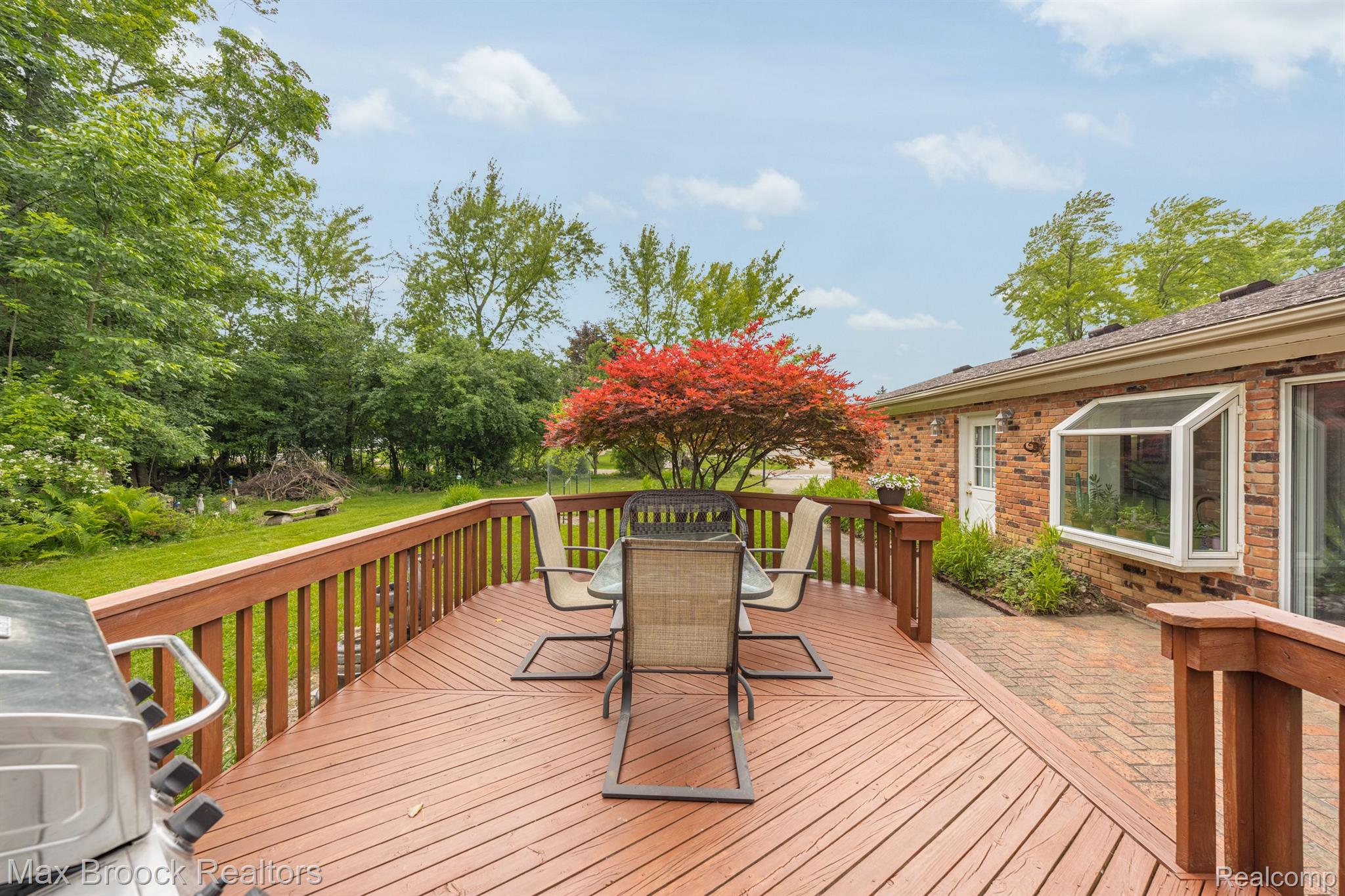 6815 BROCKHURST Boulevard