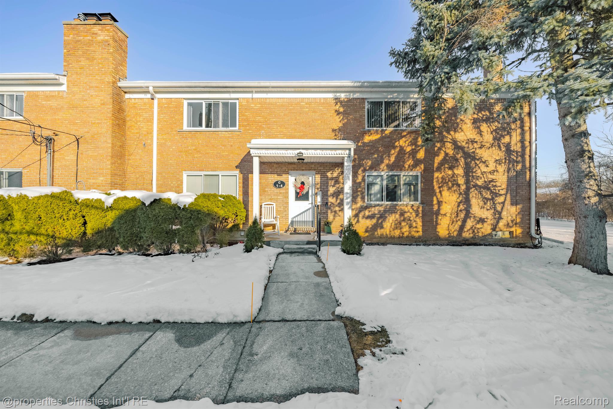 801 W LONG LAKE Road C3