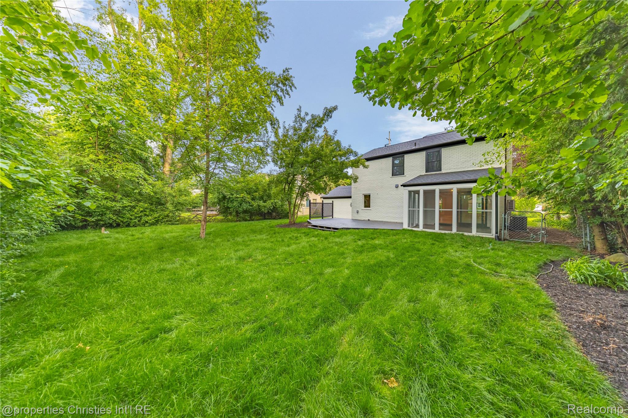 1054 Saxon Drive