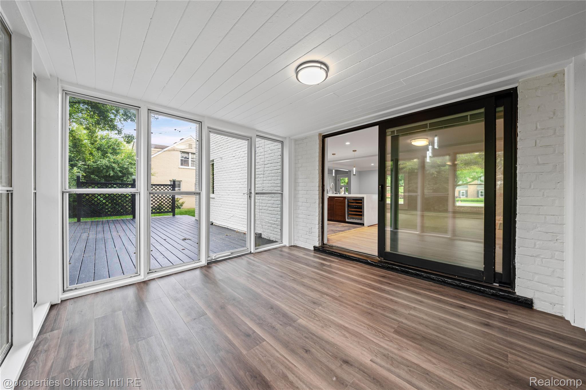 1054 Saxon Drive