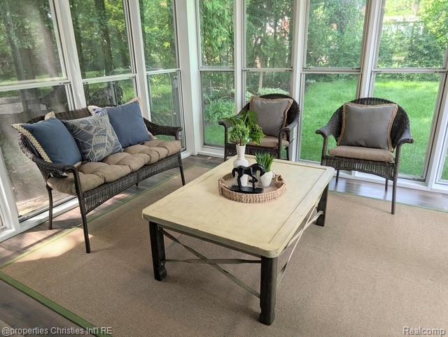 1054 Saxon Drive