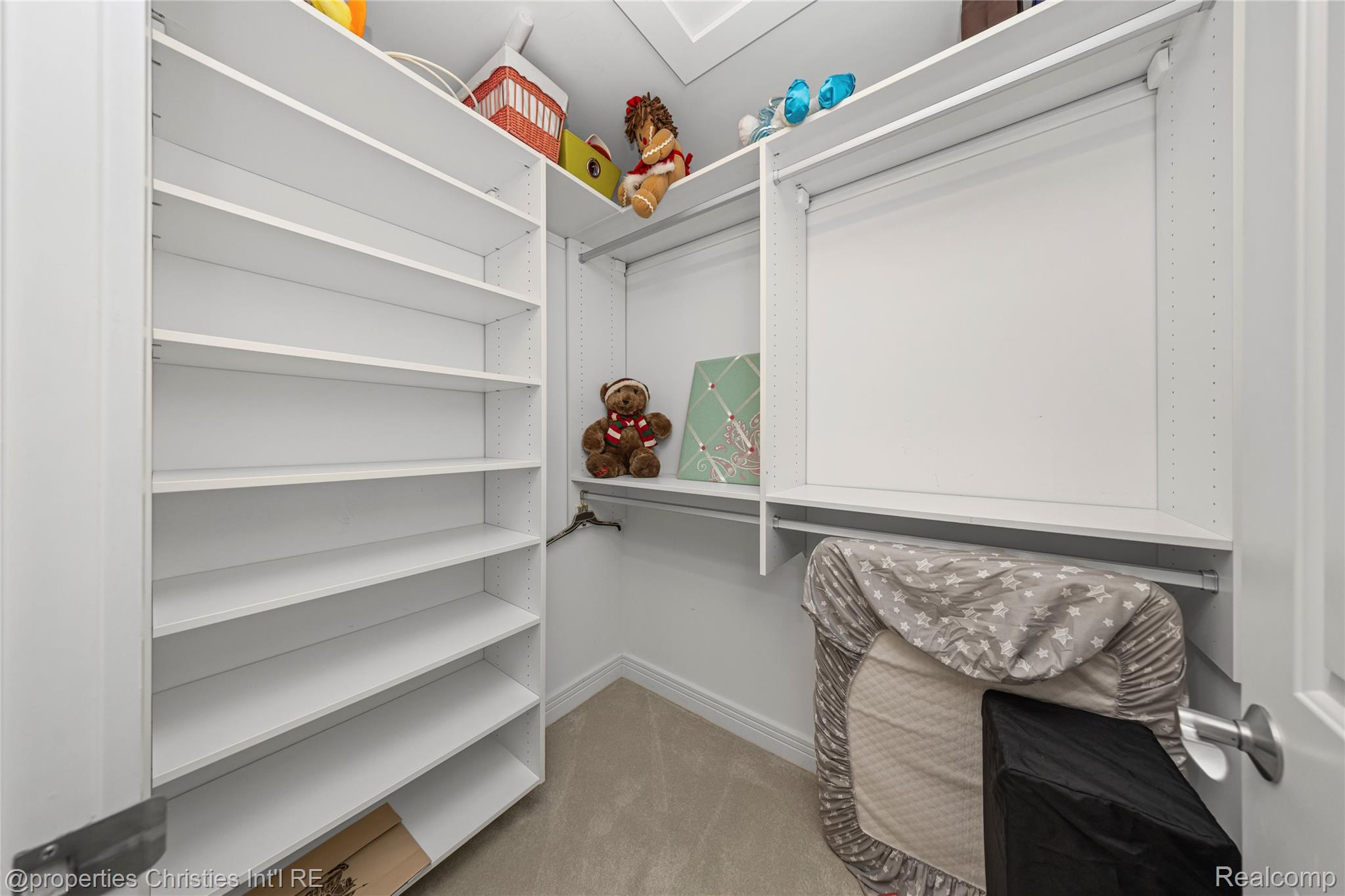 1010 Riverside Street