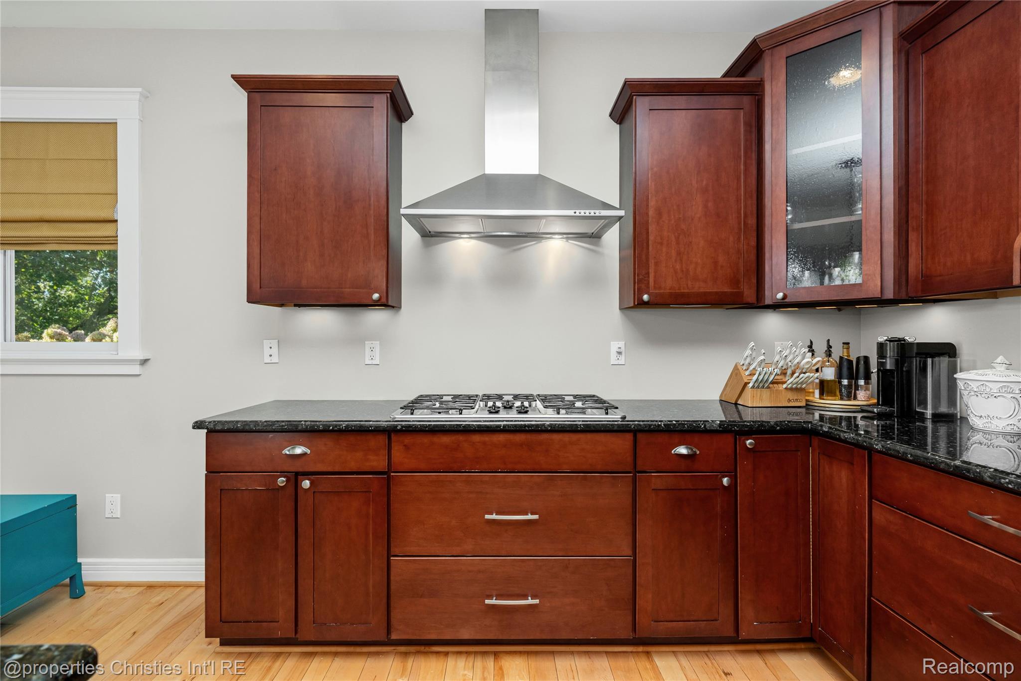 1010 Riverside Street