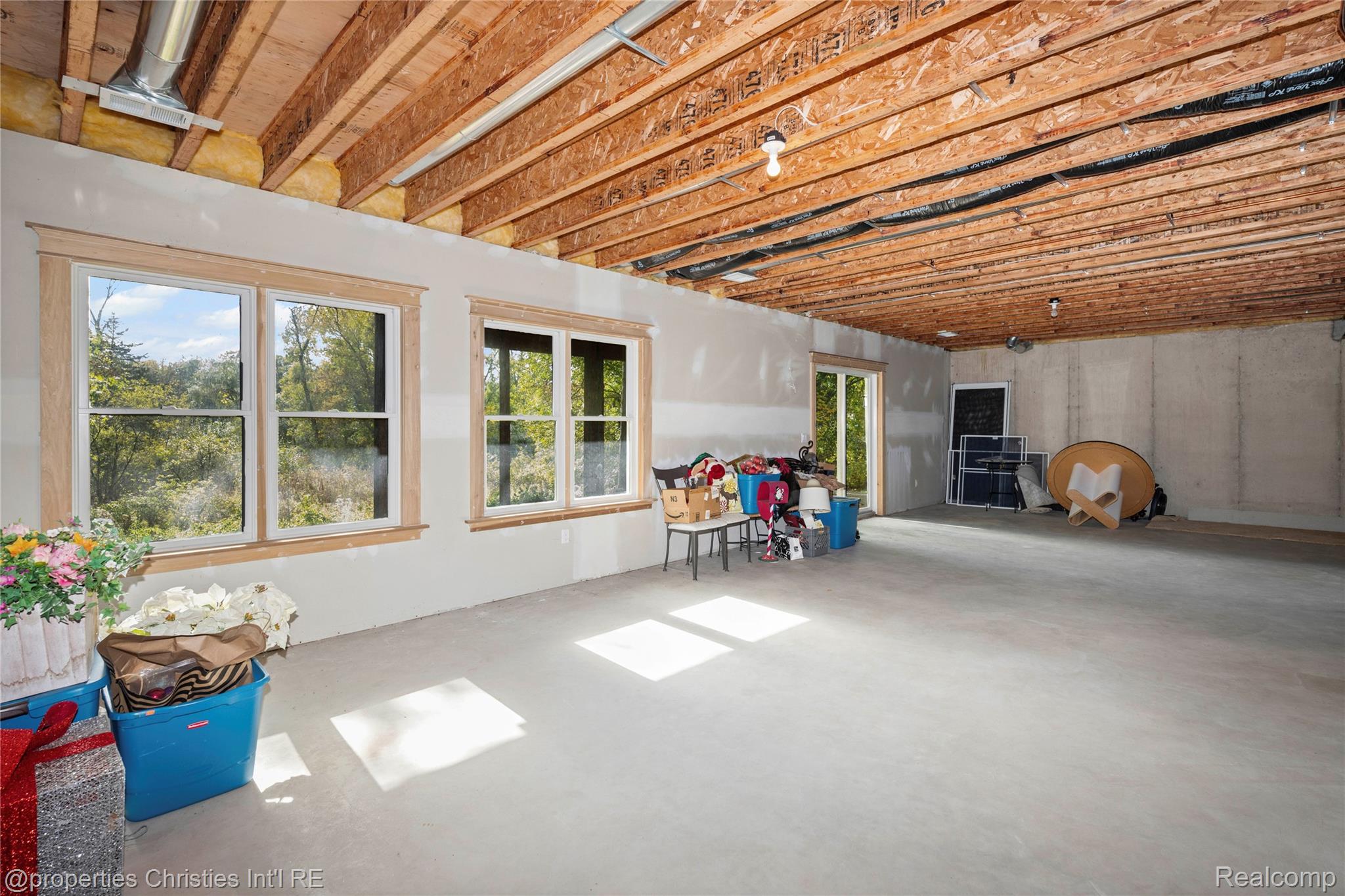 1010 Riverside Street