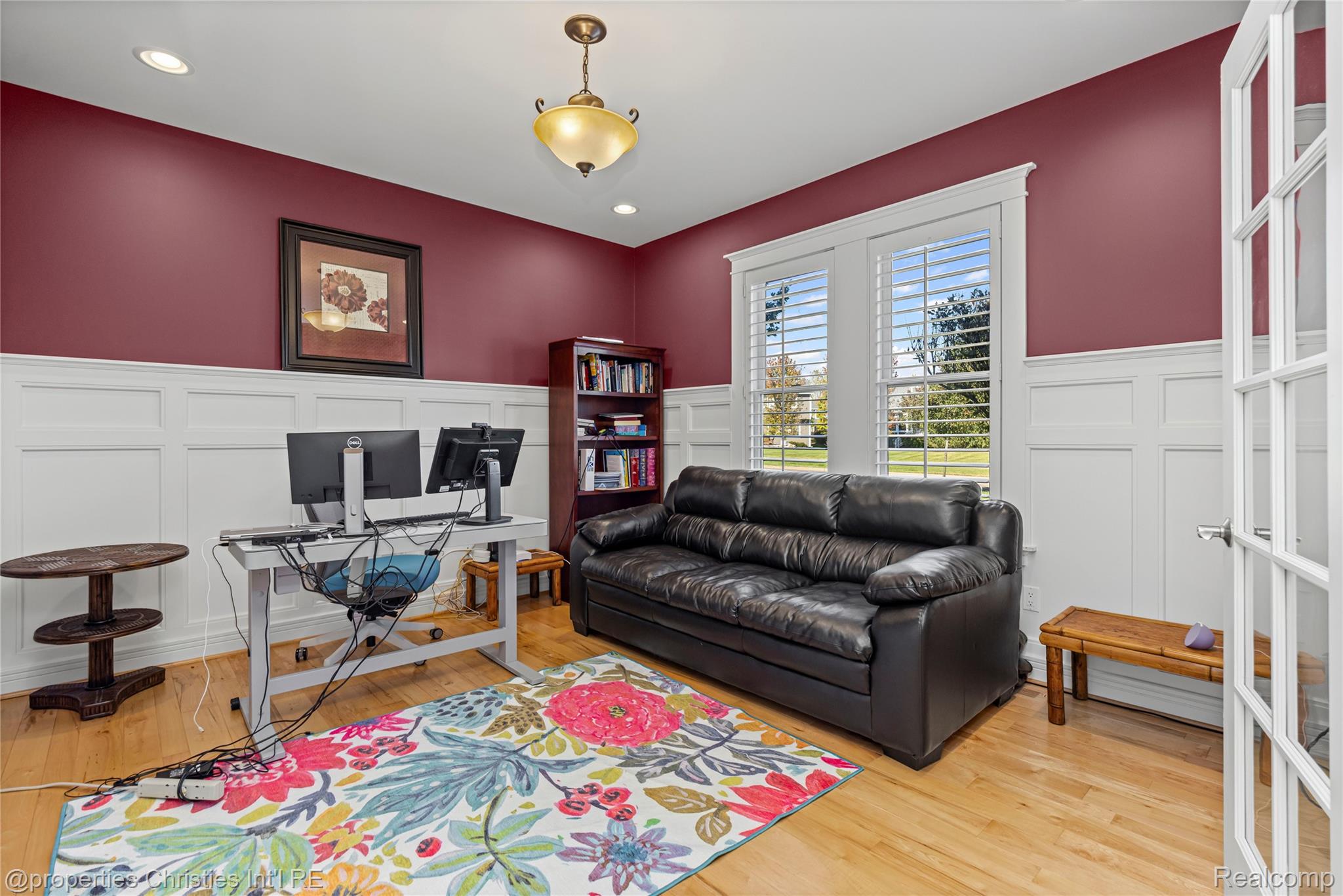 1010 Riverside Street