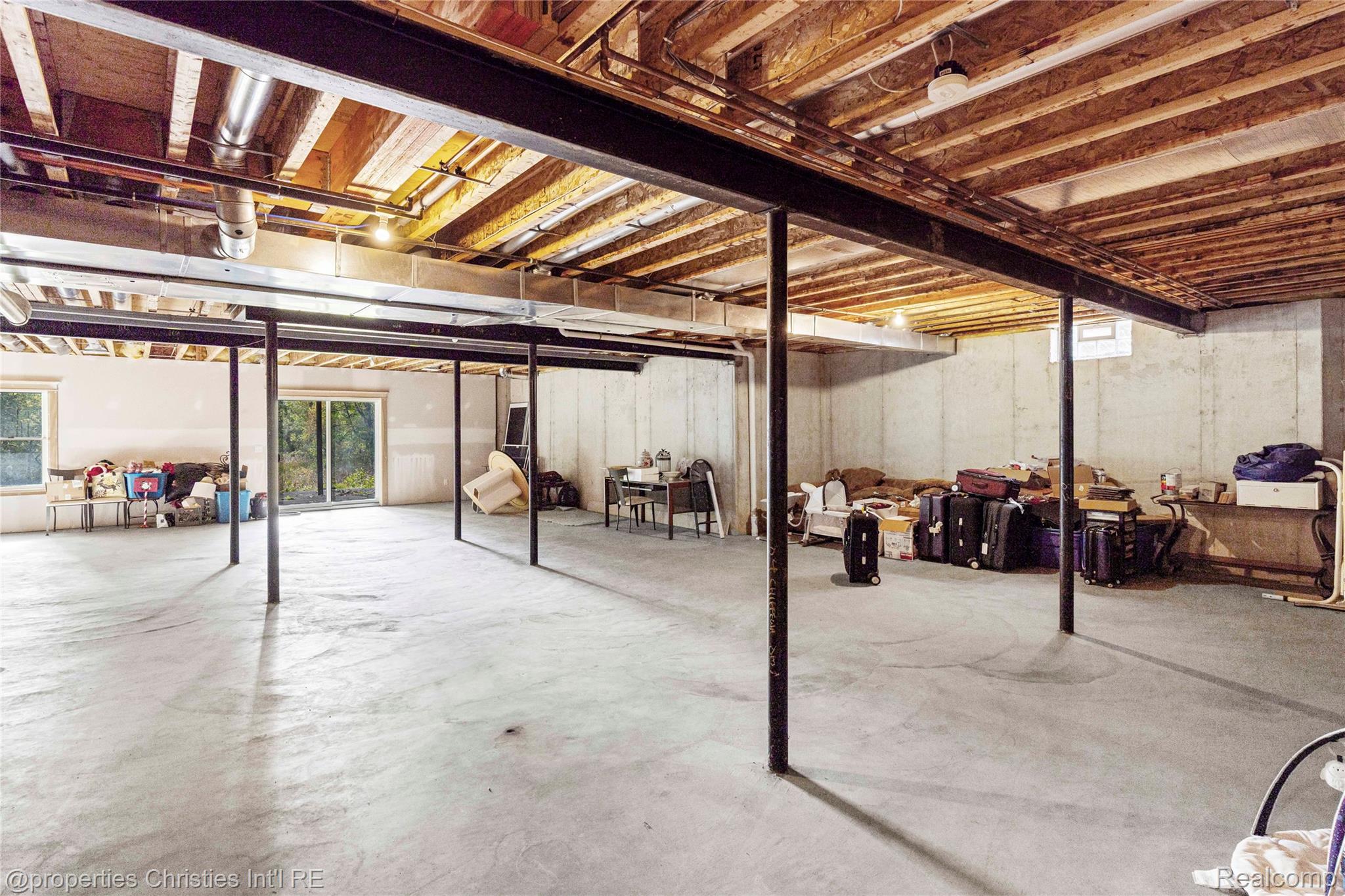 1010 Riverside Street