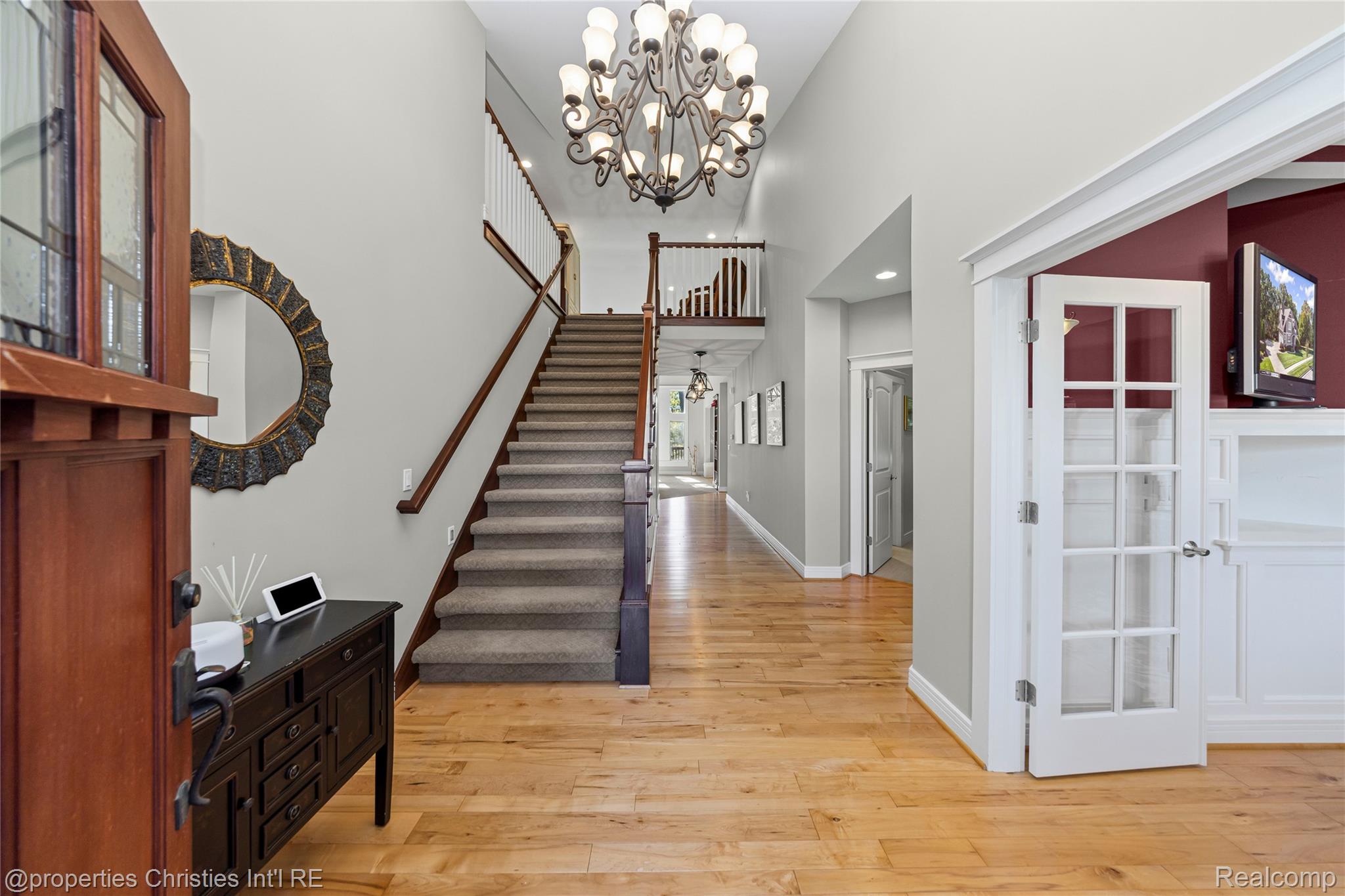 1010 Riverside Street