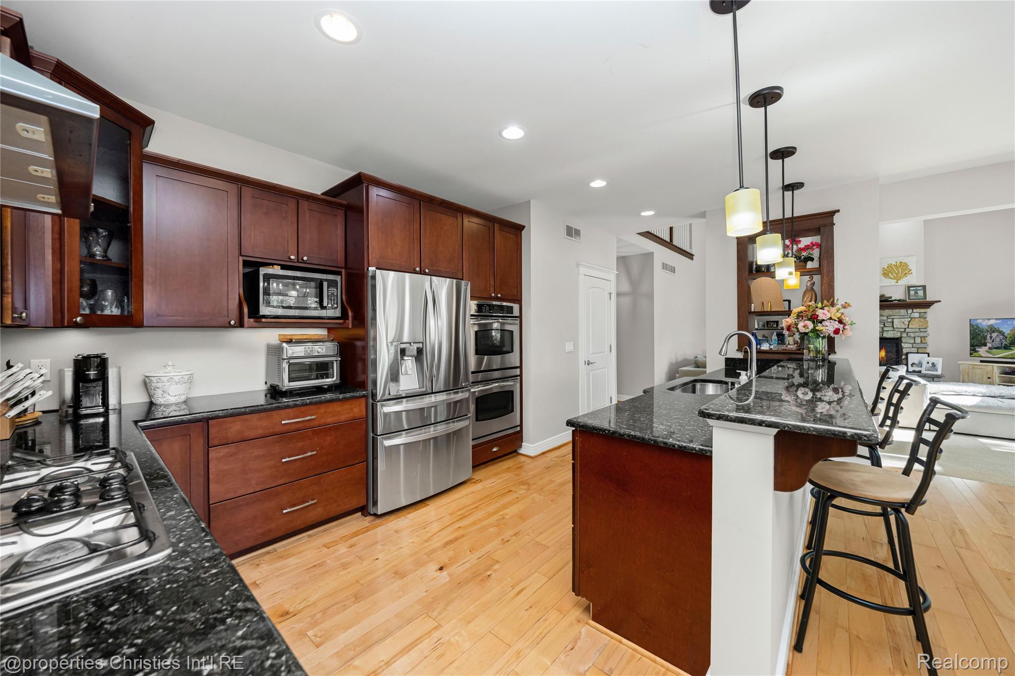 1010 Riverside Street