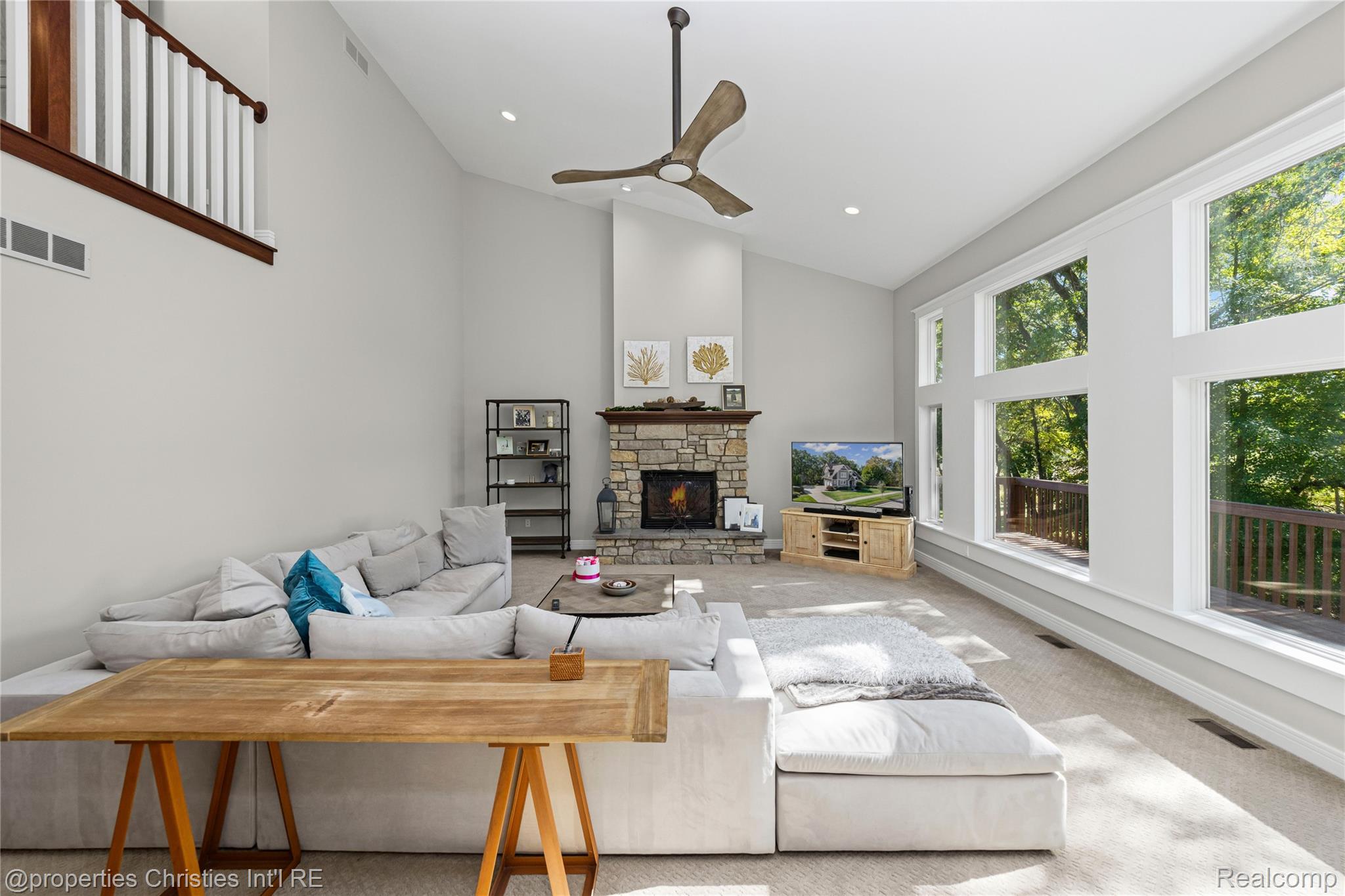 1010 Riverside Street