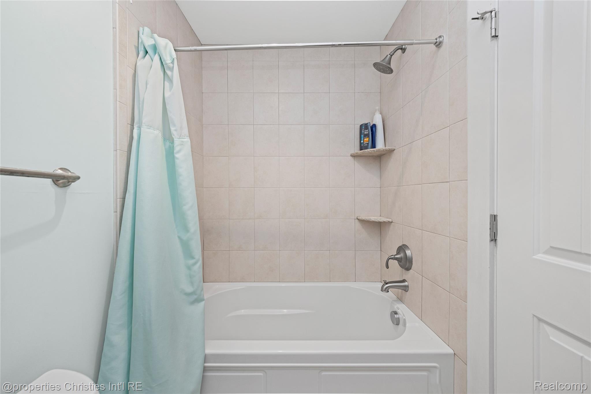 1010 Riverside Street