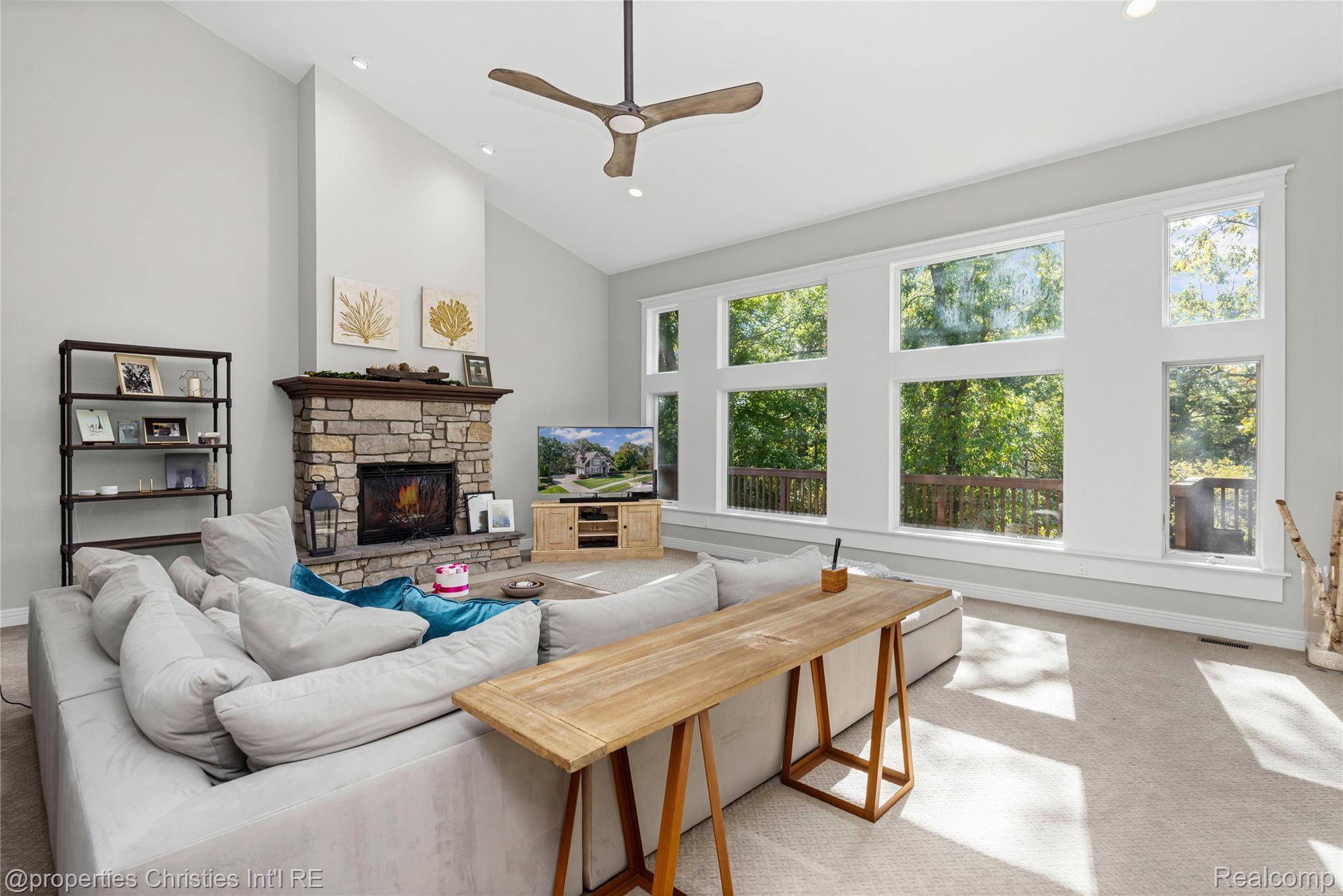 1010 Riverside Street