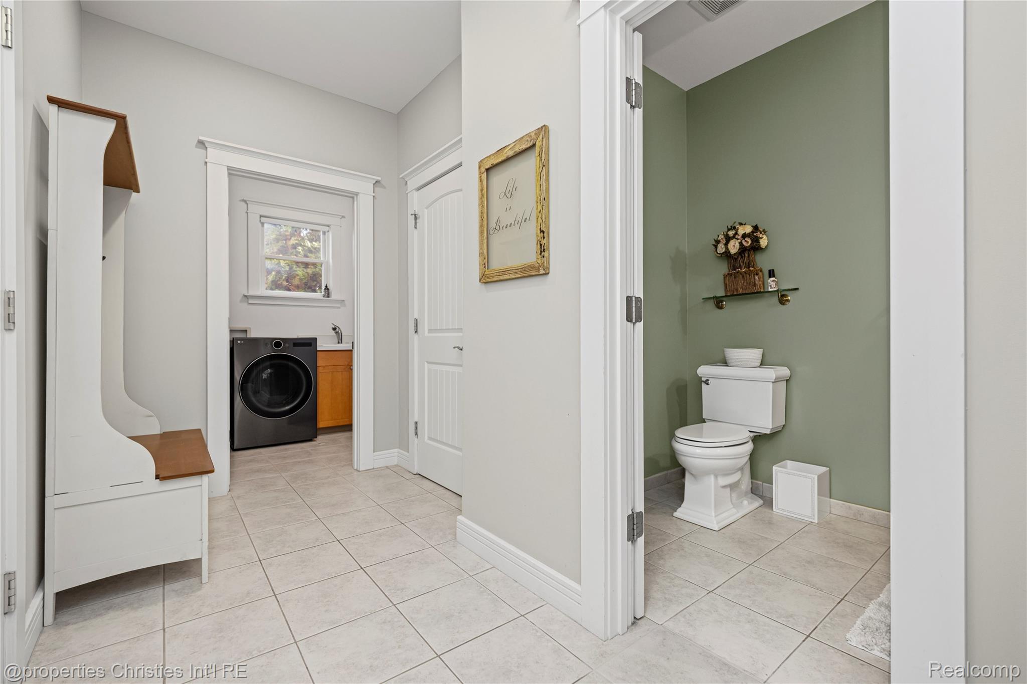 1010 Riverside Street