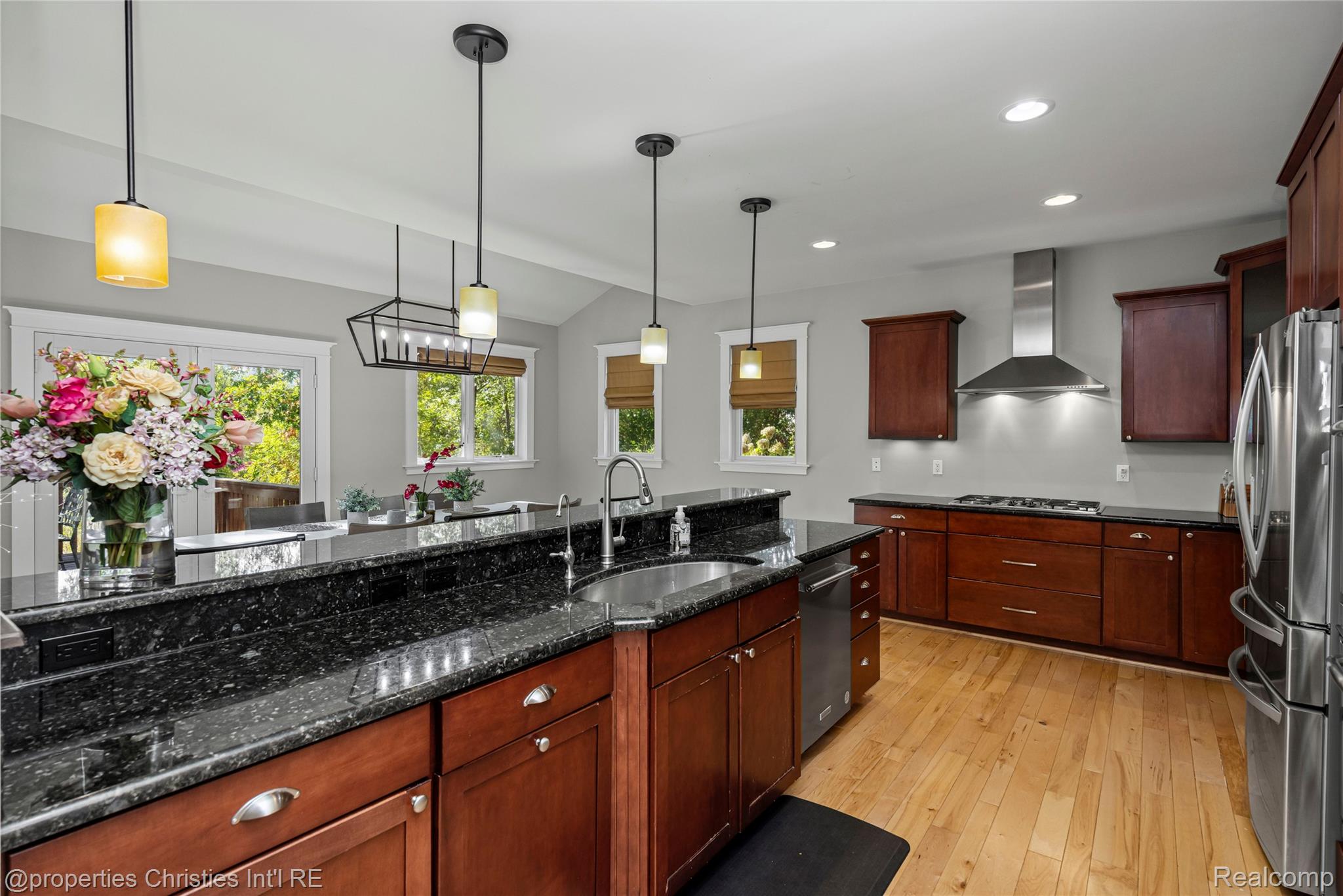 1010 Riverside Street