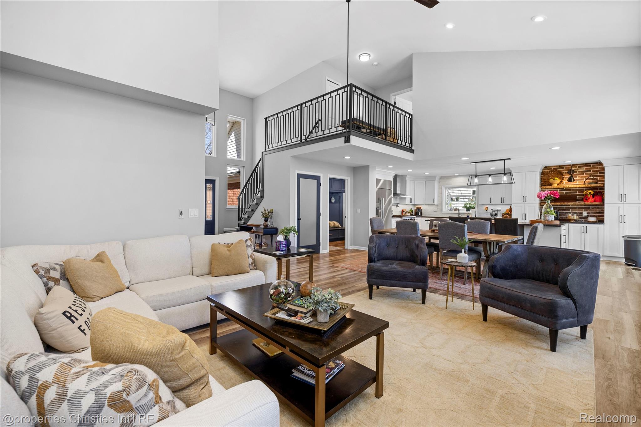 3160 W Ridge Court