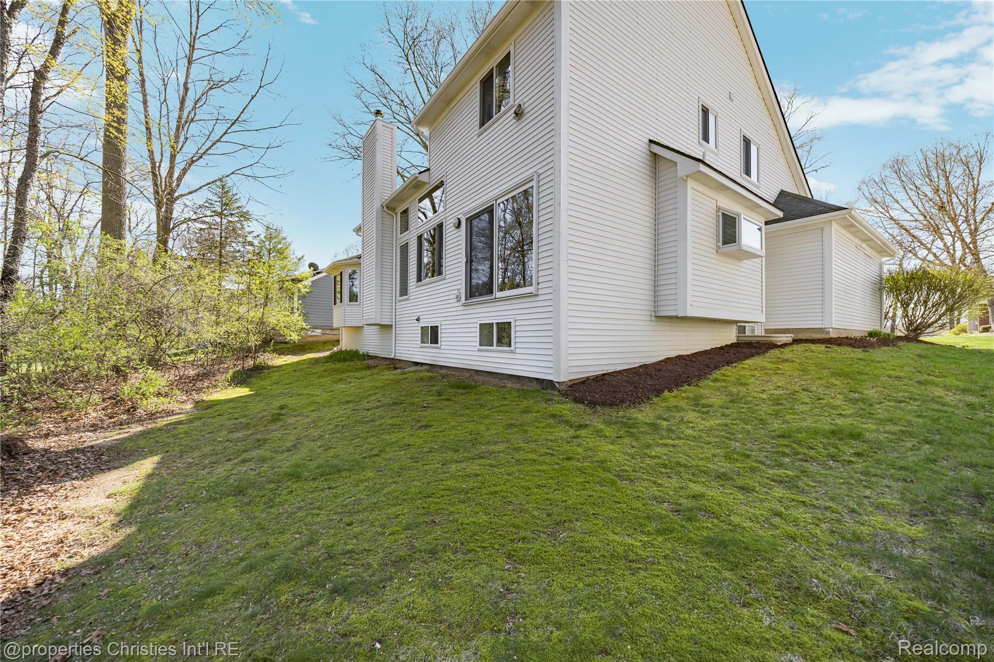 3160 W Ridge Court
