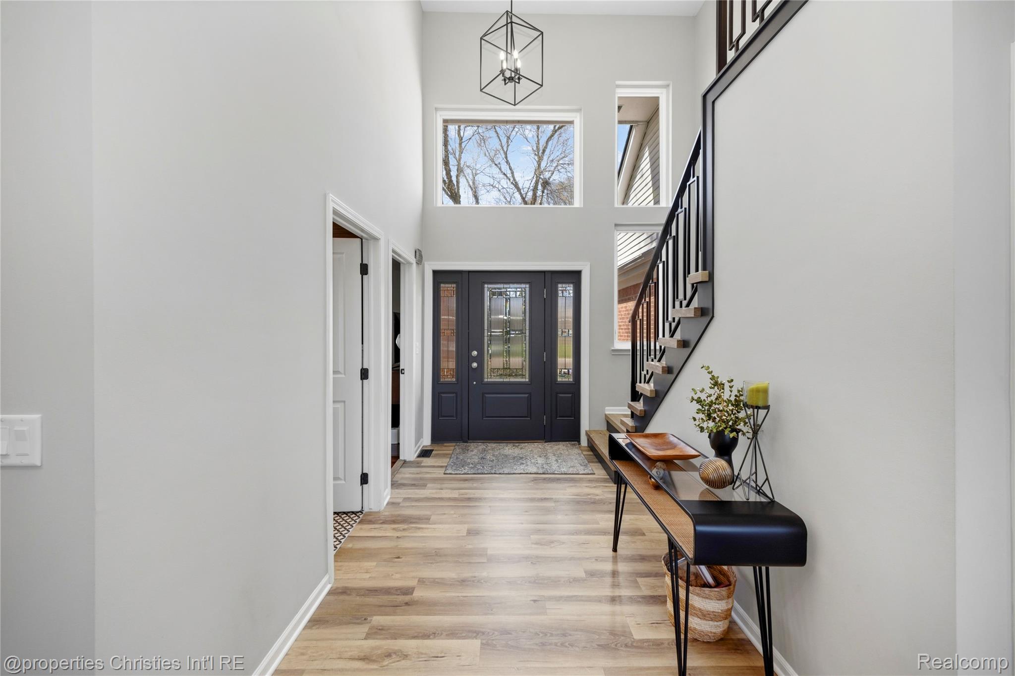3160 W Ridge Court