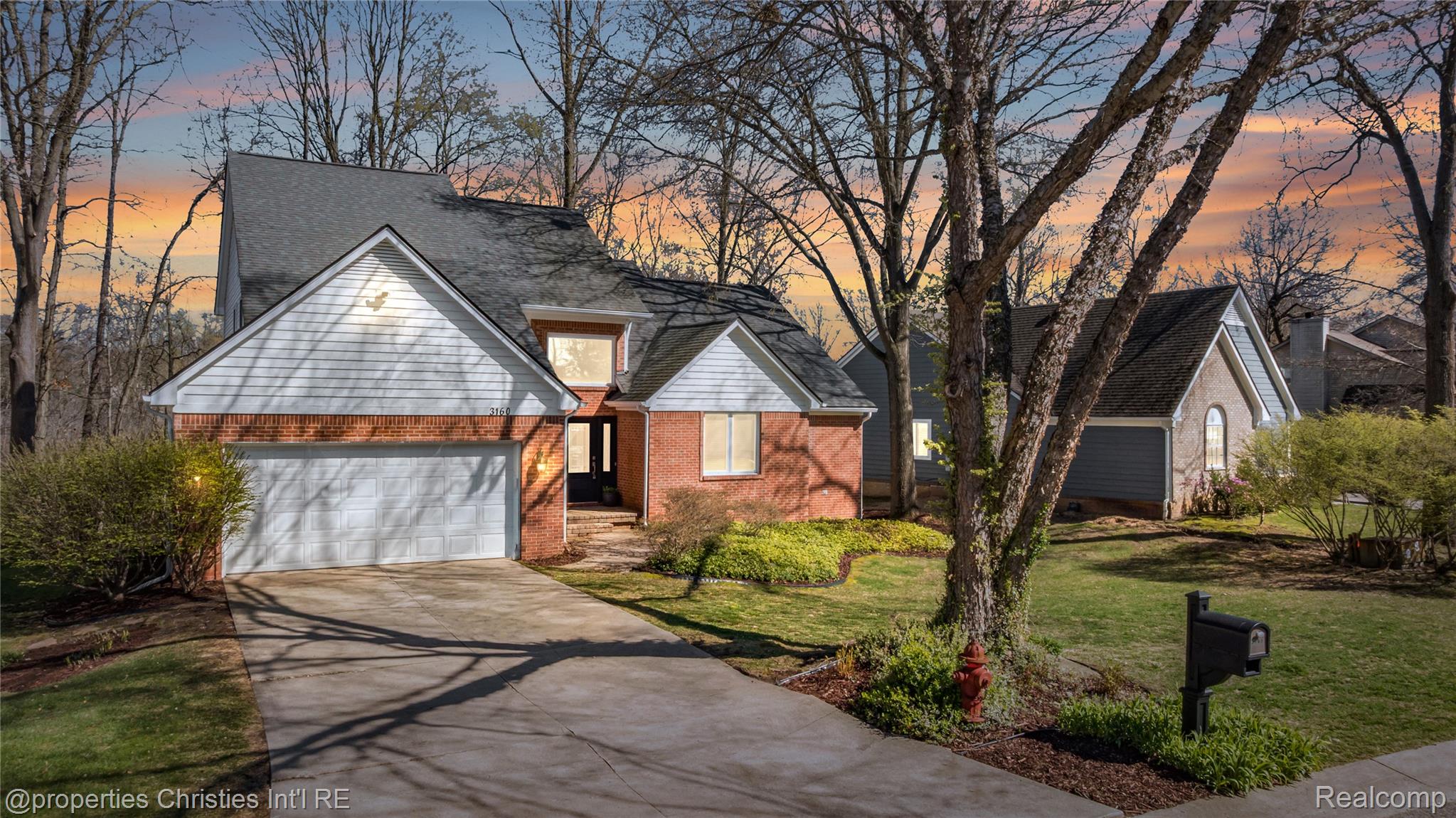3160 W Ridge Court
