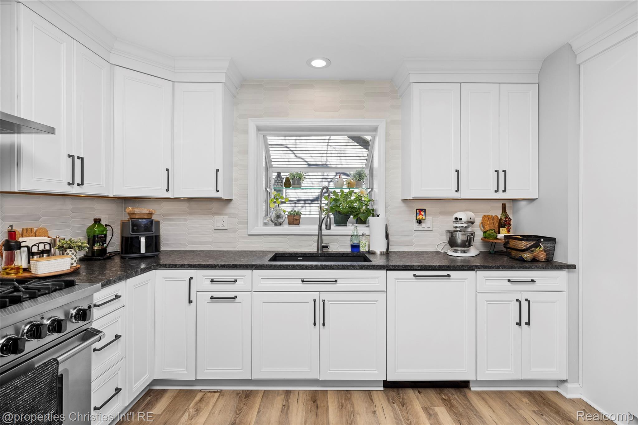 3160 W Ridge Court