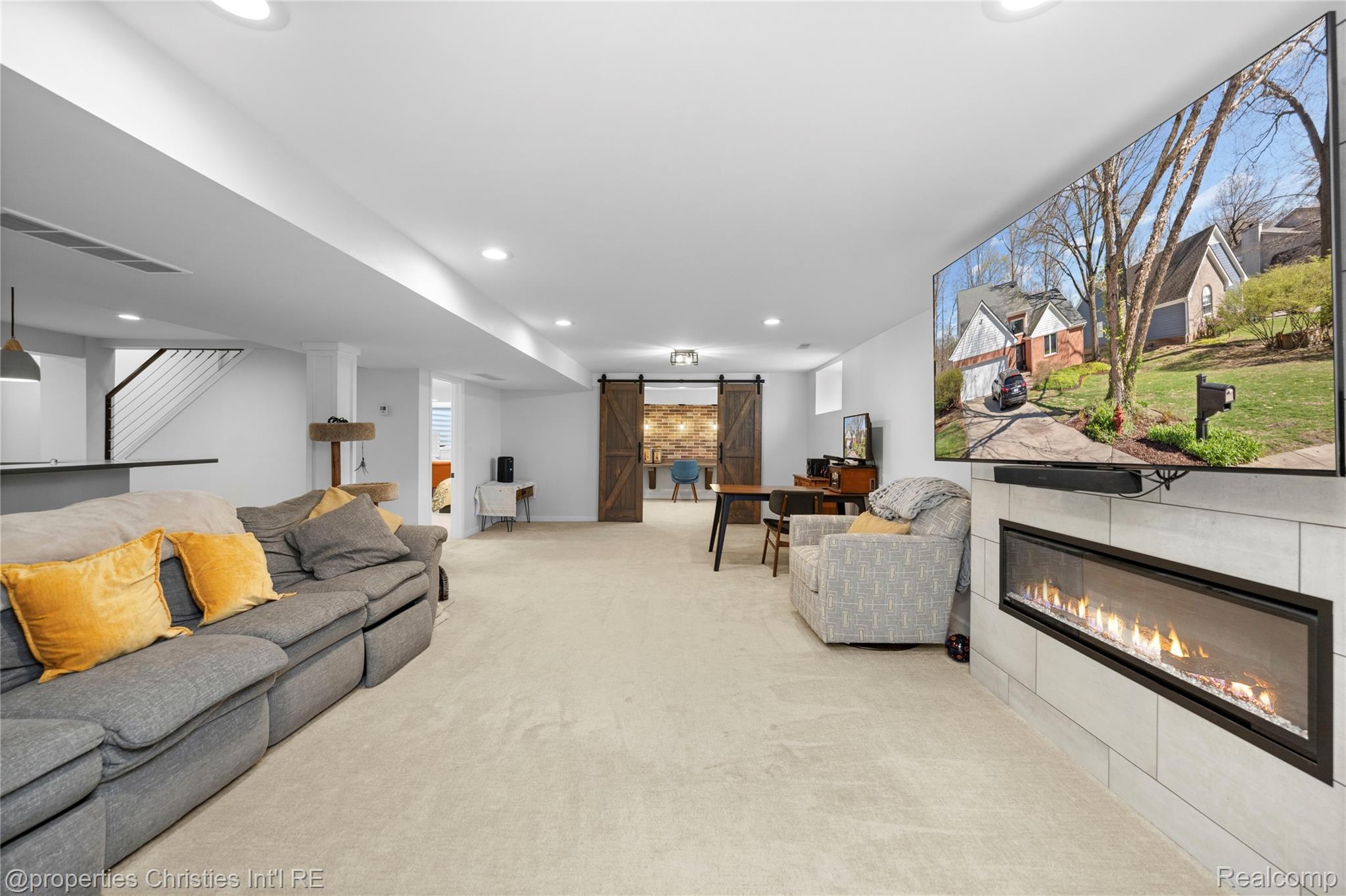3160 W Ridge Court