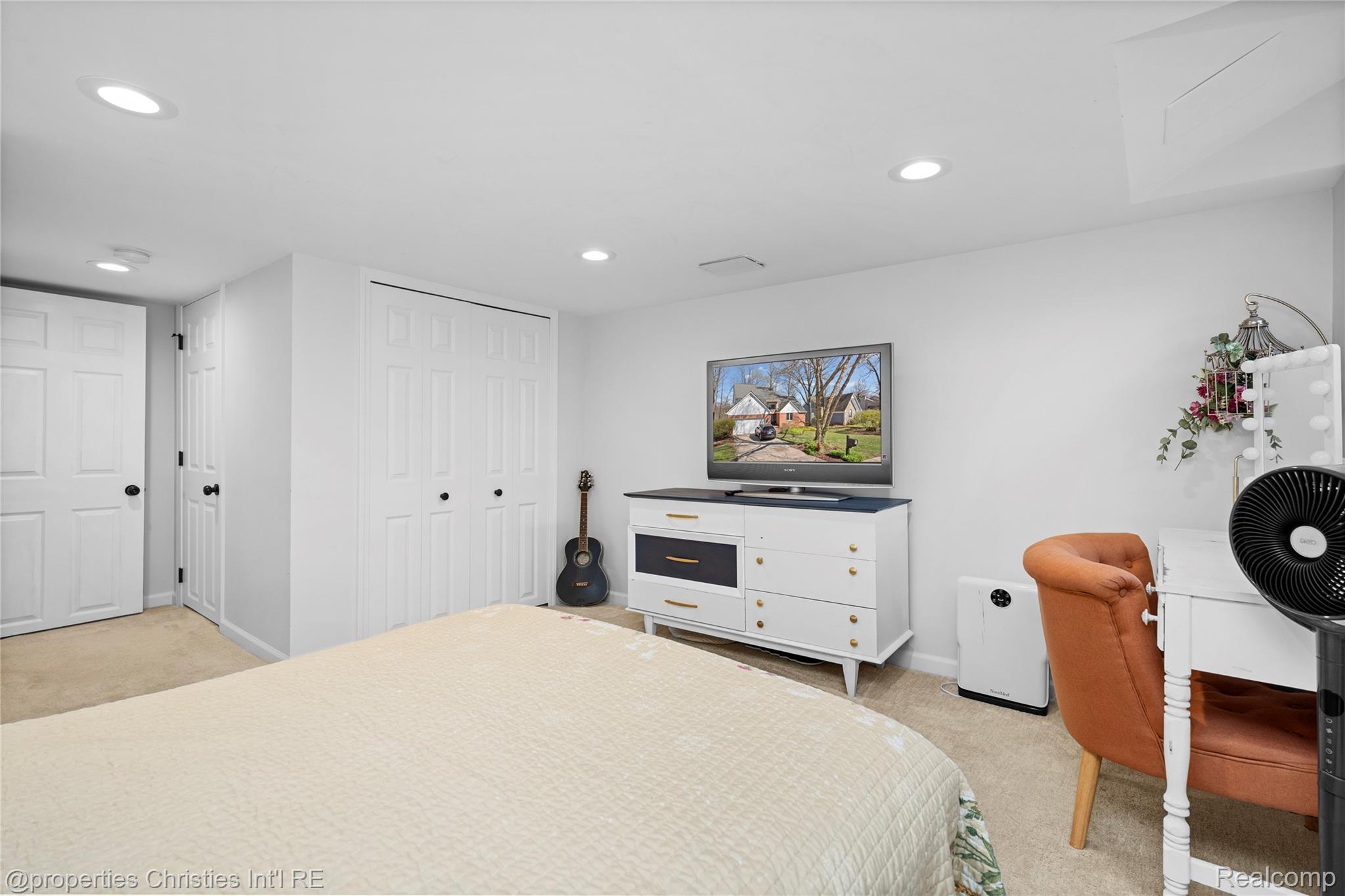 3160 W Ridge Court